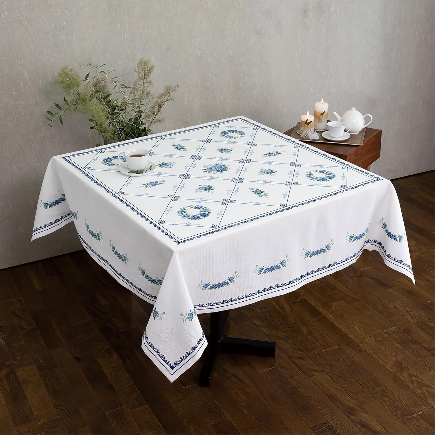 Olympus 1204 Embroidery Kit, Cross Stitch Onoe Megumi, Blue Rose Motif Tablecloth (Size Approx. 59.1 x 59.1 inches (150 x 150 cm)