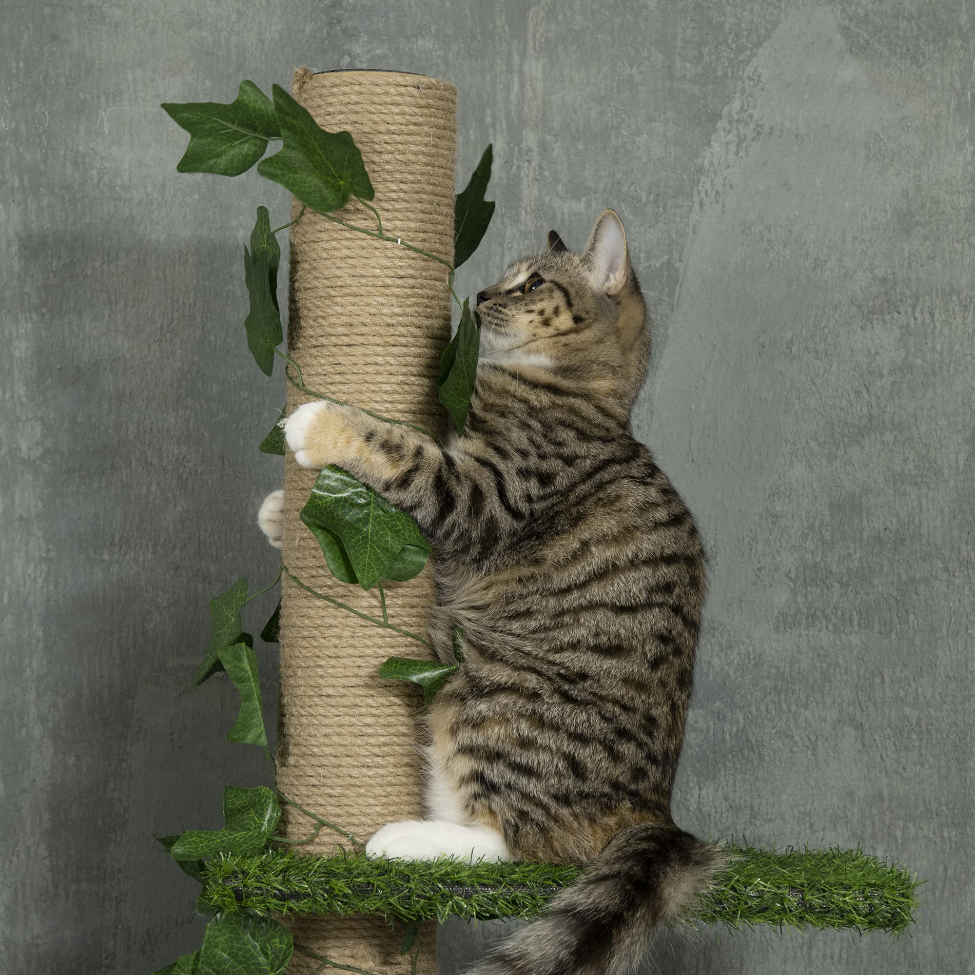 PawHut Arbre à Chat Poteau à griffer Fixation Plafond Hauteur réglable 37 x 21 x 202-242 cm 4 Niveaux - Gazon et Feuilles artificiels Vert