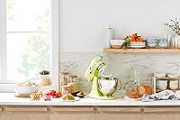 Vista 4 de KitchenAid Artisan Series KSM150PS - Batidora de pie con cabezal inclinable de 5 cuartos de galón con escudo de vertido KSM150PS, brillo Kyoto