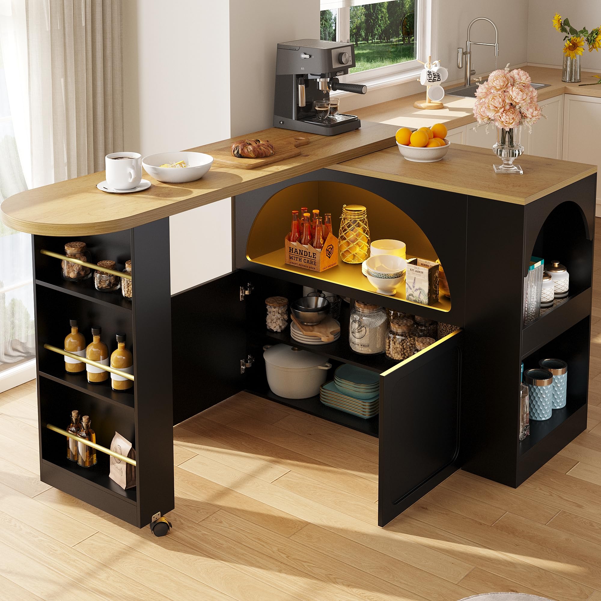 Merax Ausziehbarer Bartisch 135–205 cm,Beweglicher Bar Table mit LED & Rollen, Teleskopischer Hochtisch Kücheninsel schwarz, Bartheke mit Gewölbten Türen, Snack-Regal & Soft-Close Schrank