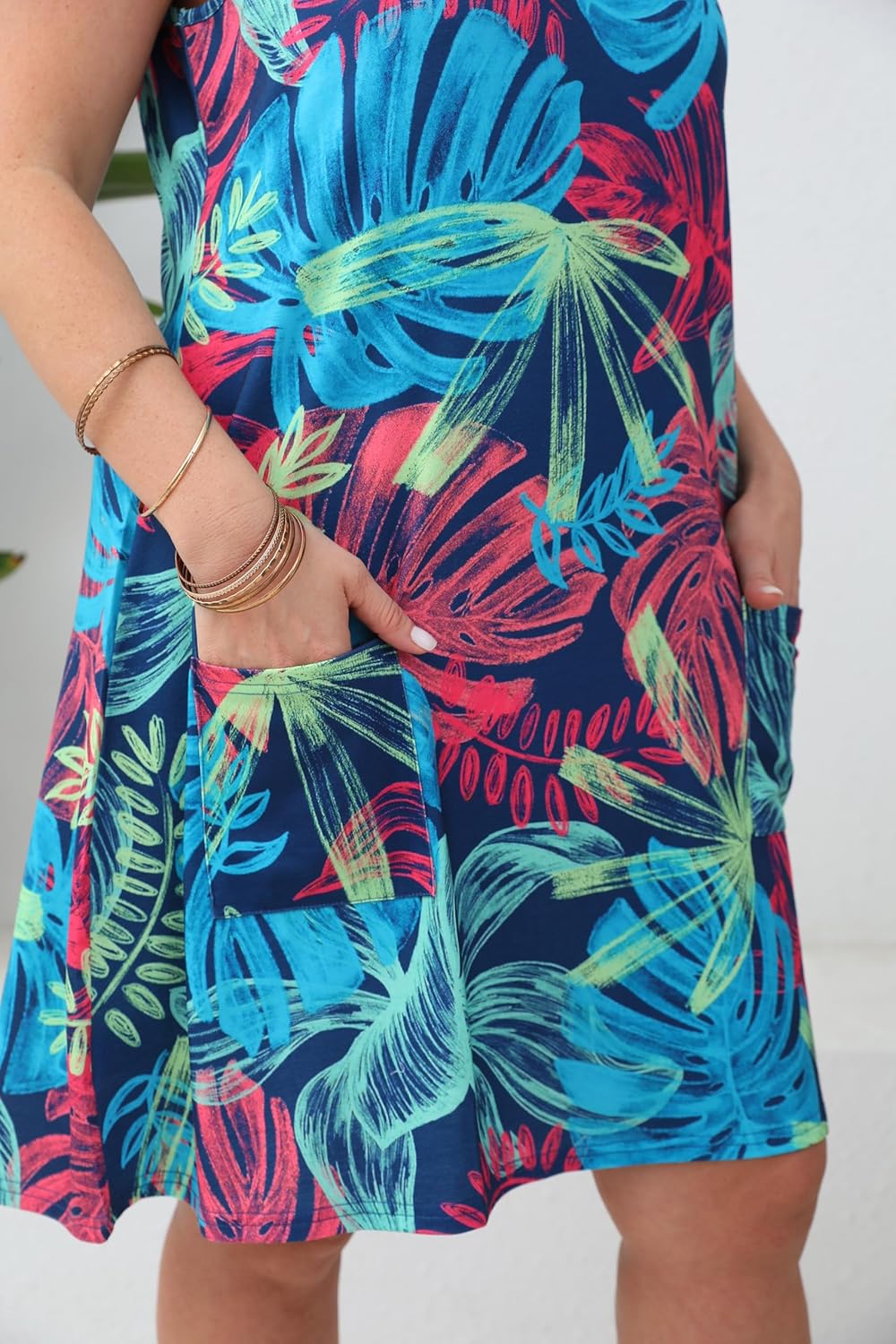 HBEYYTO Women Plus Size Sundress with Pockets V Neck Sleeveless Loose Fit Tank Dress Floral Print Beach Cover up 1X-5X - Image 9