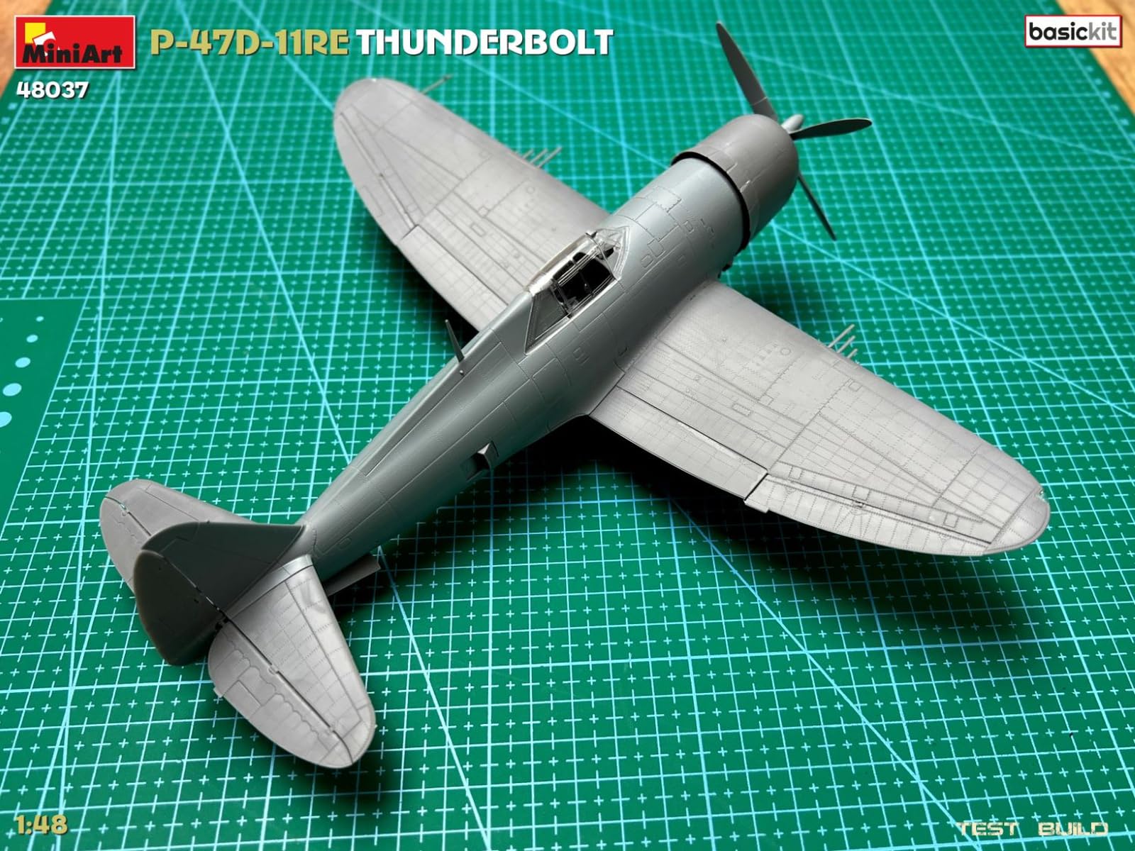 Miniart 1:48 - P-47D-11R Thunderbolt Basic Kit - Image 3