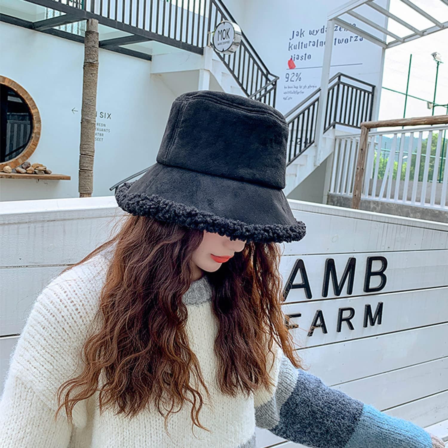 Peicees Winter Fluffy Bucket Hat for Women Fuzzy Warm Bucket Hat with Faux Fur Reversible Fisherman Cap - Image 4