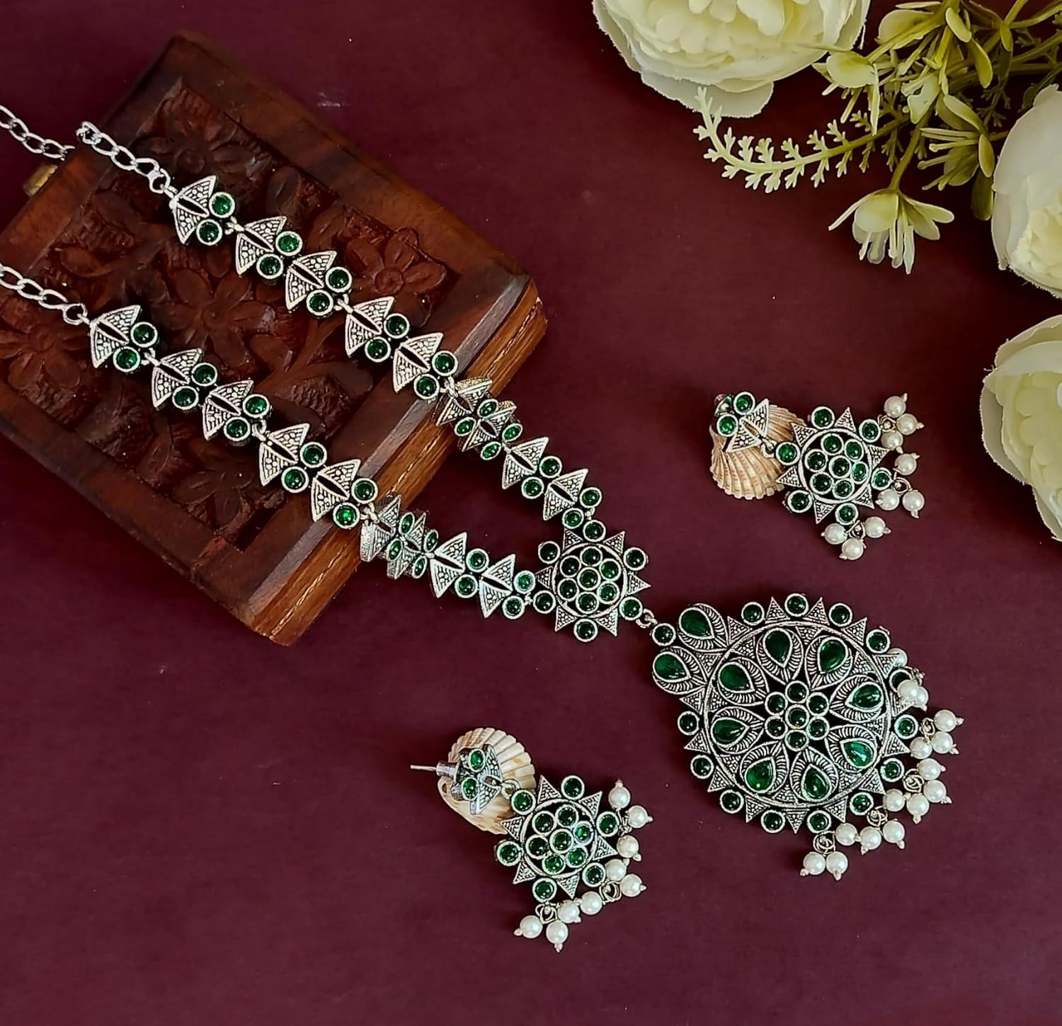 Efulgenz フローラルフェイクパールドロップインディアンジュエリーセット レディースクリスタルストーンペンダントネックレス ダ