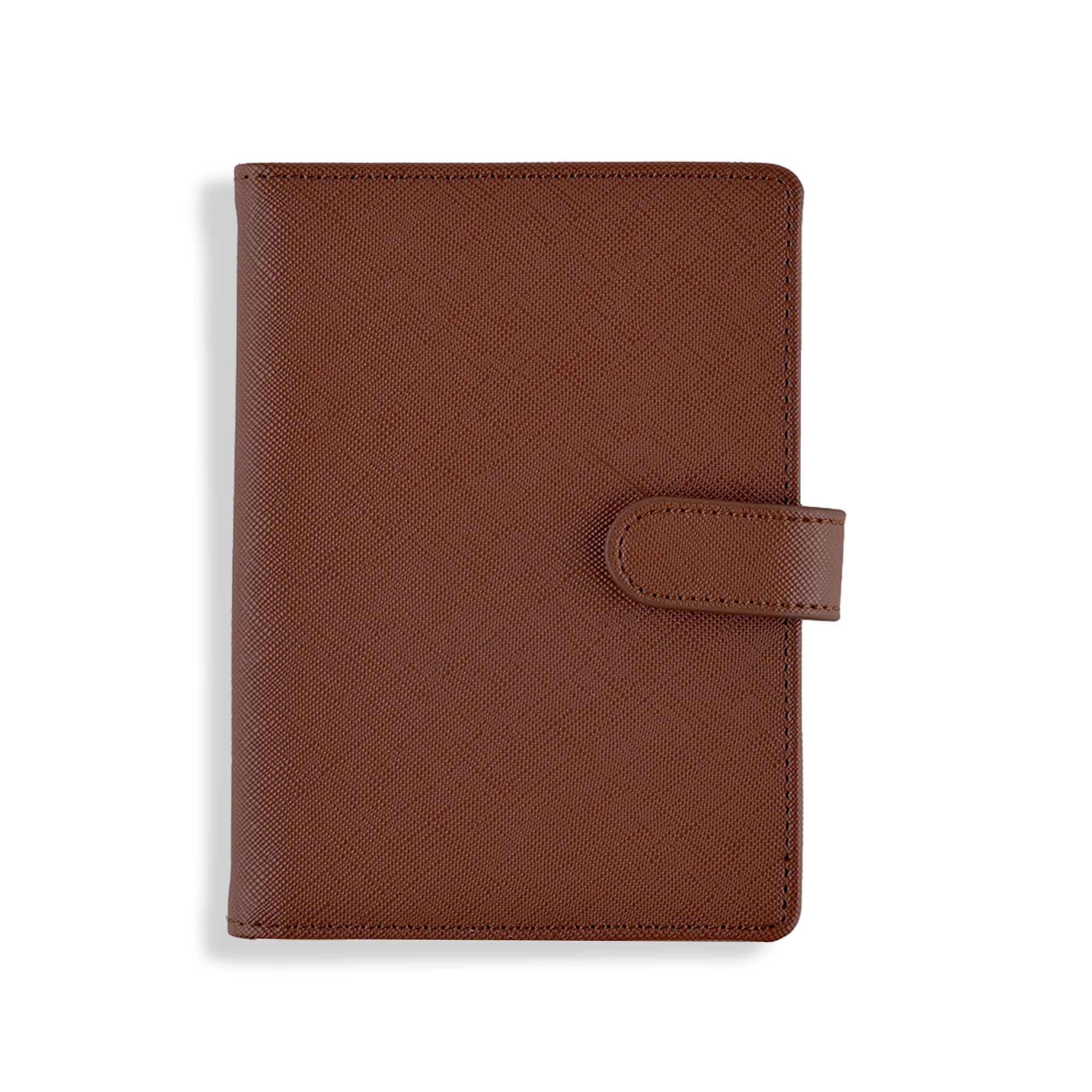 The Passport Wallet – Premium-Reisepasshülle und Schutzhülle mit sicherem Magnetband, mehreren Kartenfächern und verdecktem AirTag-Schlitz, ideal für internationale Reisende – Braun