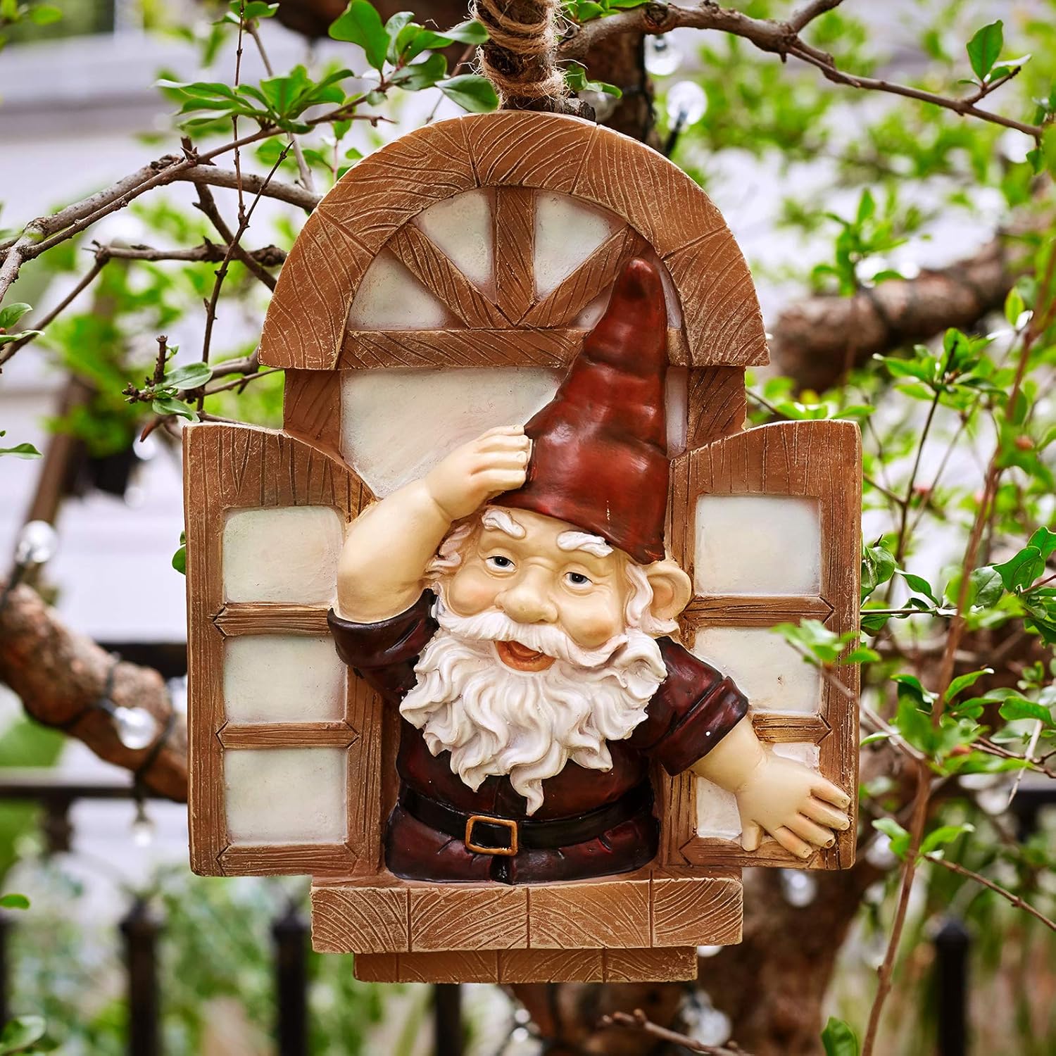 Garden Gnomes Tree Hugger, Tree Face Garden Gift, Garden Peeker Yard Art Resin, 12 inch