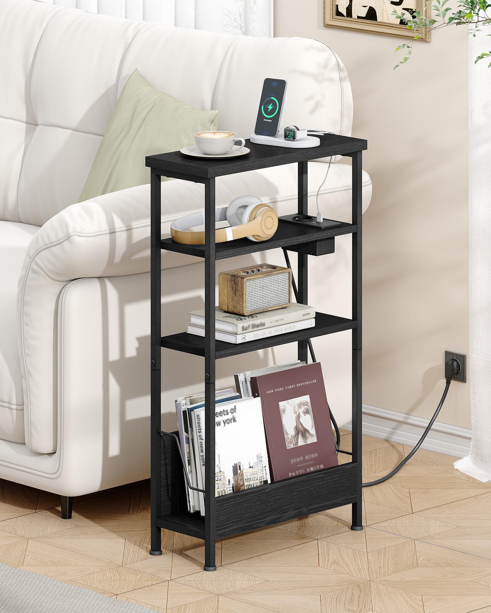 Hzuaneri Mesa Auxiliar Estrecha de 4 Niveles con Portarevistas y Toma de Carga, Mesita para Sofá de Salón, Dormitorio, Estudio, Negro ET40004BEU