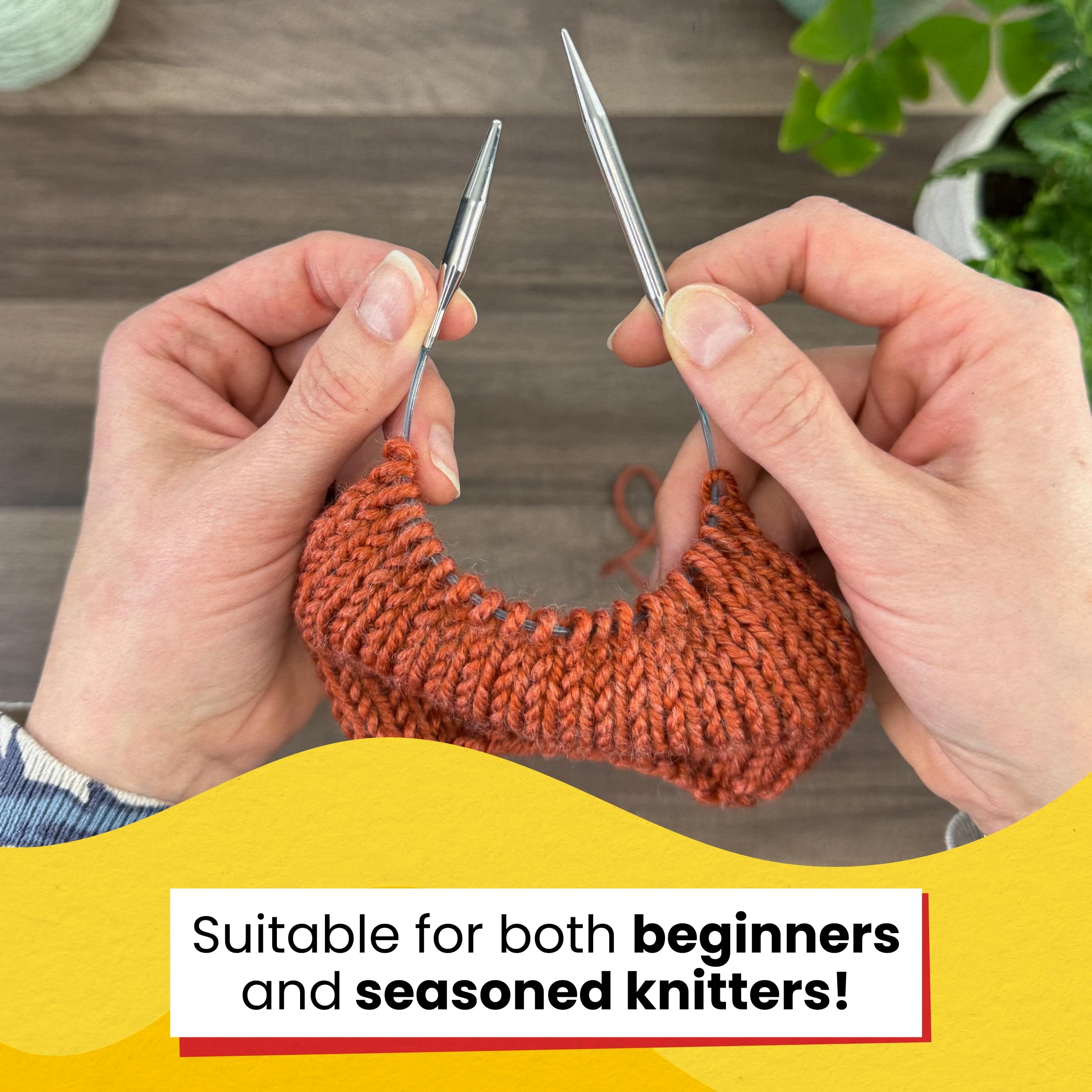 skacel by addi EasyKnit Rocket Rundstricknadeln, 25 cm, kurzes beschichtetes Messing, Rundnadel-Set mit flexibler Nylonschnur, 3,5 mm (US Größe 4)