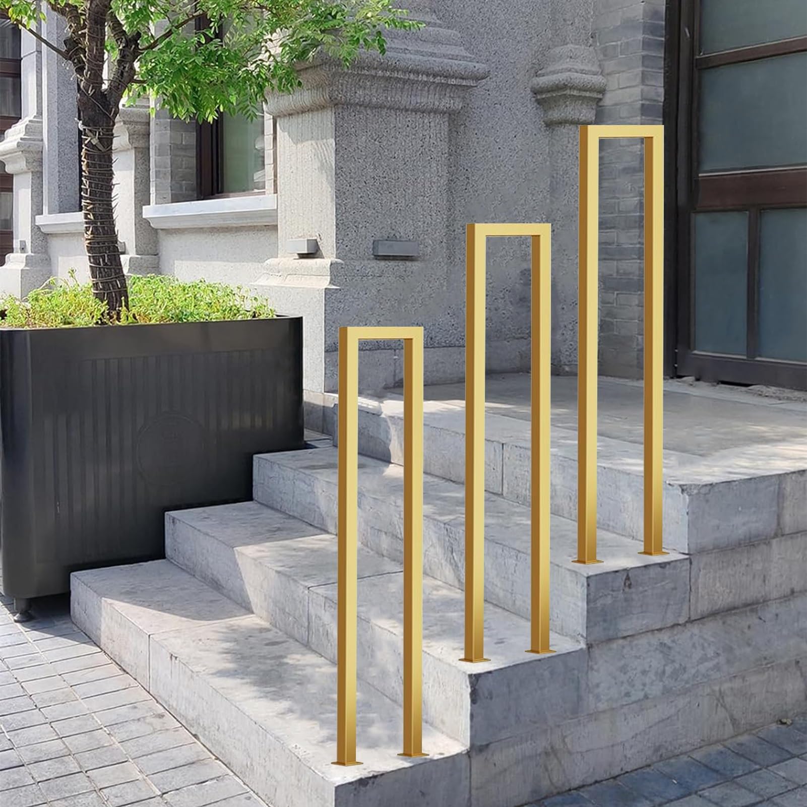 Rampe d'escalier industrielle pour sécuriser l'accès au grenier