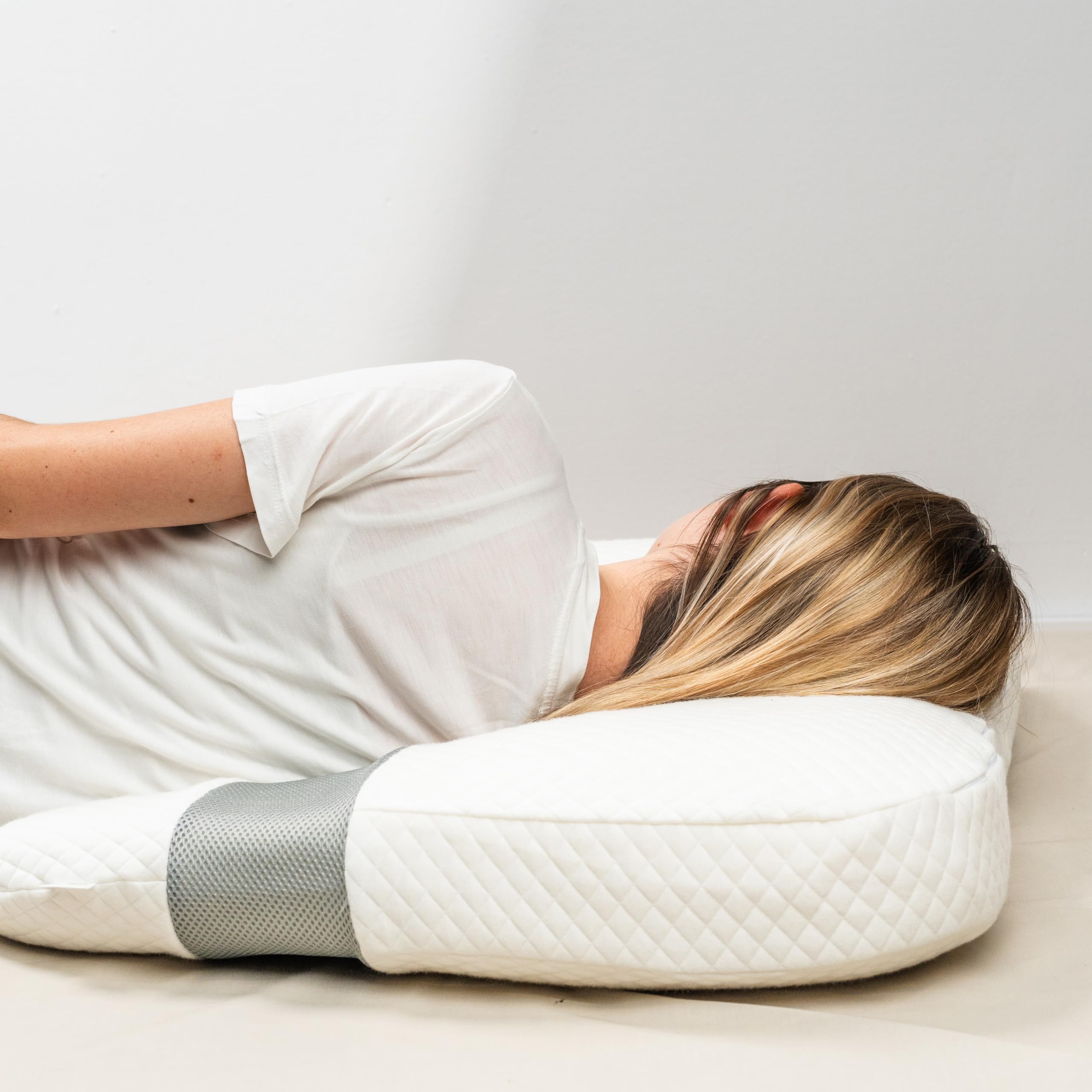 InnovaGoods® Almohada viscoelastica, Almohada ergonómica de Postura Lateral U, Disminuye la presión, Mejor Descanso en la Postura Correcta. Almohada Alivio, Descanso, relajación y Bienestar.