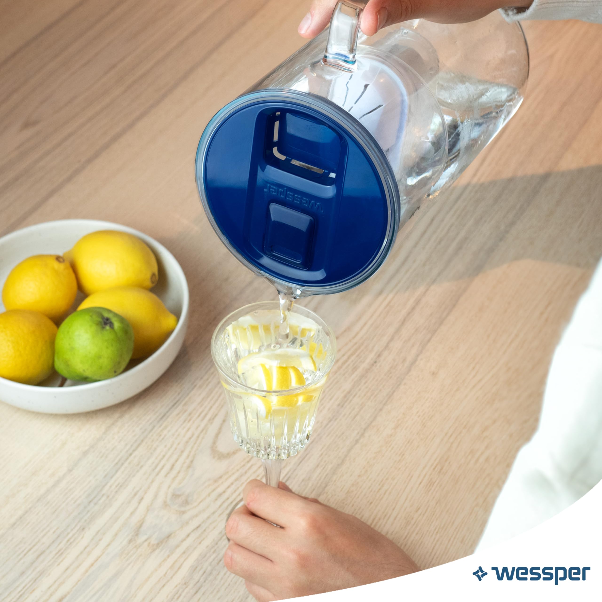 Wessper Dzbanek z filtrem do wody z wyświetlaczem LED 3,3 l, szklany dzbanek na wodę z filtrem z węglem aktywnym, dzbanek na wodę z wkładami filtrującymi do wody pitnej, bez BPA, niebieski | Filtr do wody, filtr do wody z węglem aktywnym, redukuje chlor i