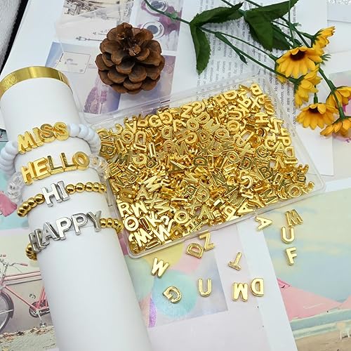 Vista 136 de Amaney - 1200 cuentas de letras de la A a la Z de 0.157 x 0.276 in, cuentas redondas blancas del alfabeto acrílico, incluye 100 cuentas de corazón