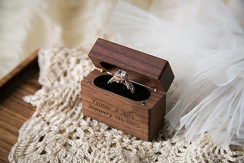 Vista 13 de MUUJEE Grow Old With Me Engraved Wooden Ring Box, Slim Engagement Proposal Ring Holder, Wedding Ceremony Ring Bearer Box, Fiance Gift Ideas