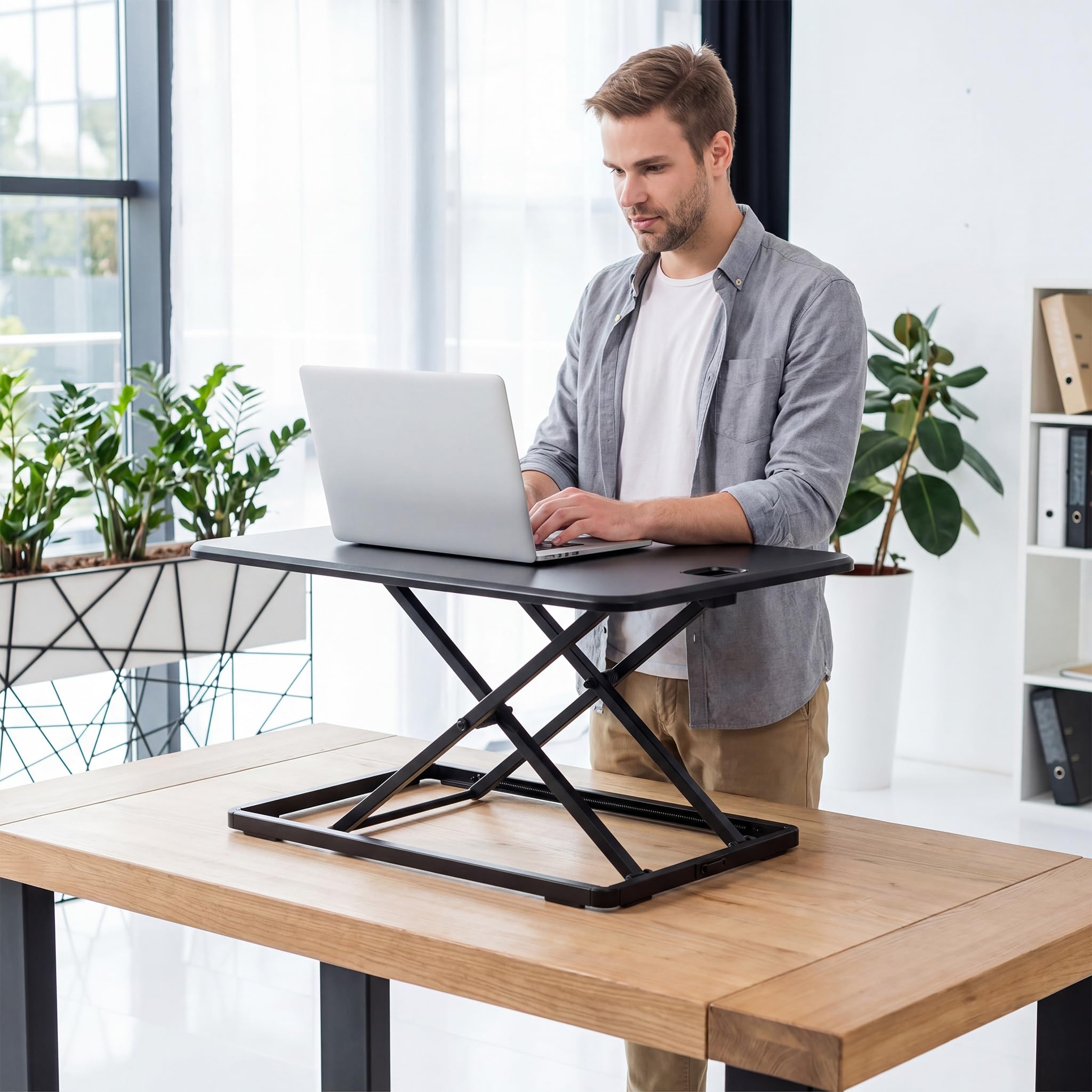 Wiltec Schreibtischaufsatz 67x47cm höhenverstellbarer Steh-Sitz Schreibtisch für Laptop und Monitor