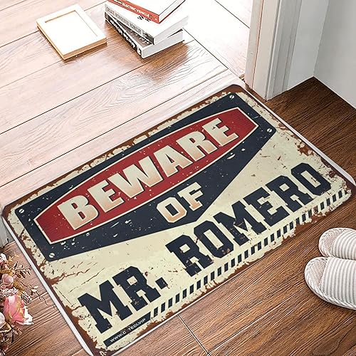 Tapete de otoño para puerta al aire libre, Beware of Mr. Romero, decoración de barra de cacao caliente, alfombra en capas (tamaño  19.7 x 31.5 in)