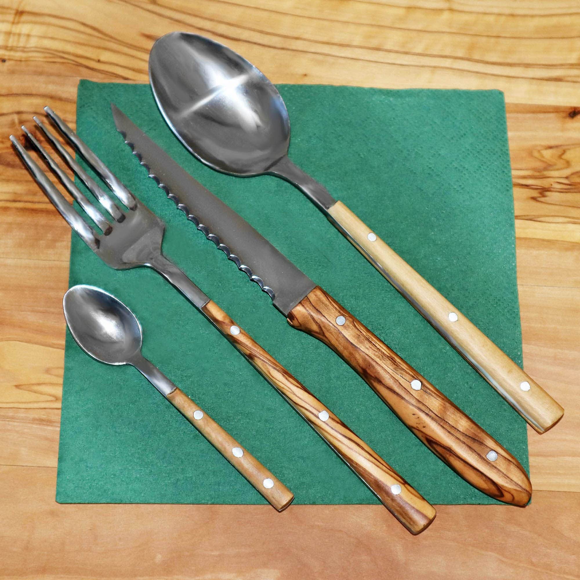 NATUREHOME Juego de 4 tenedores de madera de olivo premium – natural, orgánico, ecológico