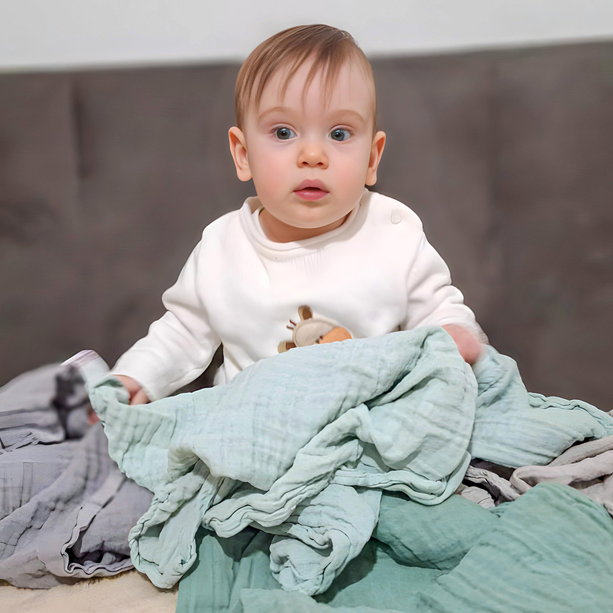 MAKIAN Lot de 8 x Lange Bebe Gaze de Coton 70x70 cm | Vert Glace, Menthe, Beige, Taupe I Certifiés OEKO-TEX Standard 100 I 8 Mousselines Double Gaze – Qualité Premium