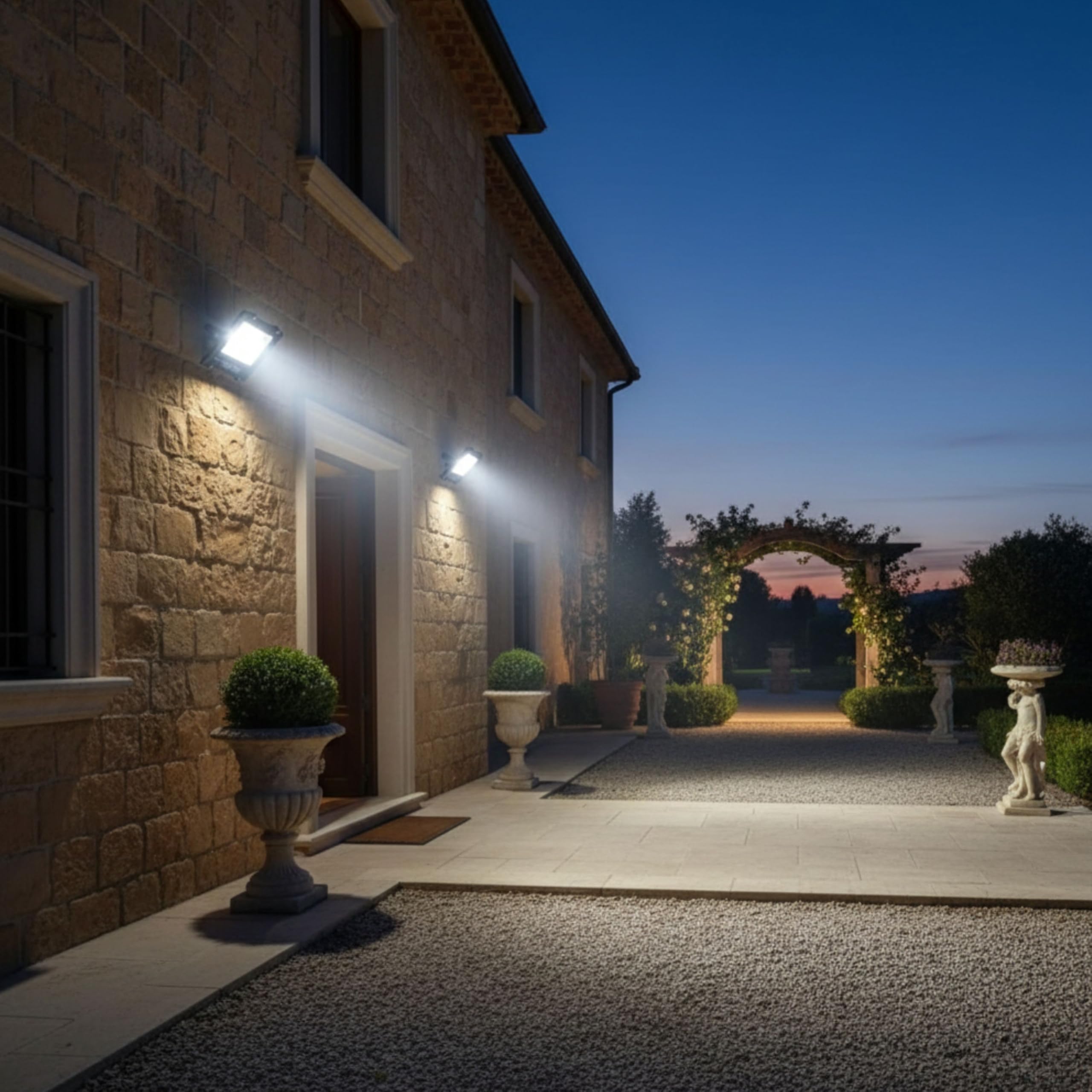 CLICLED 2 Pezzi Faro Led Da Esterno Solare 200 Watt Luce Fredda Luci Solari Da Giardino Faretto Led Con Pannello Solare Sensore Crepuscolare E Telecomando