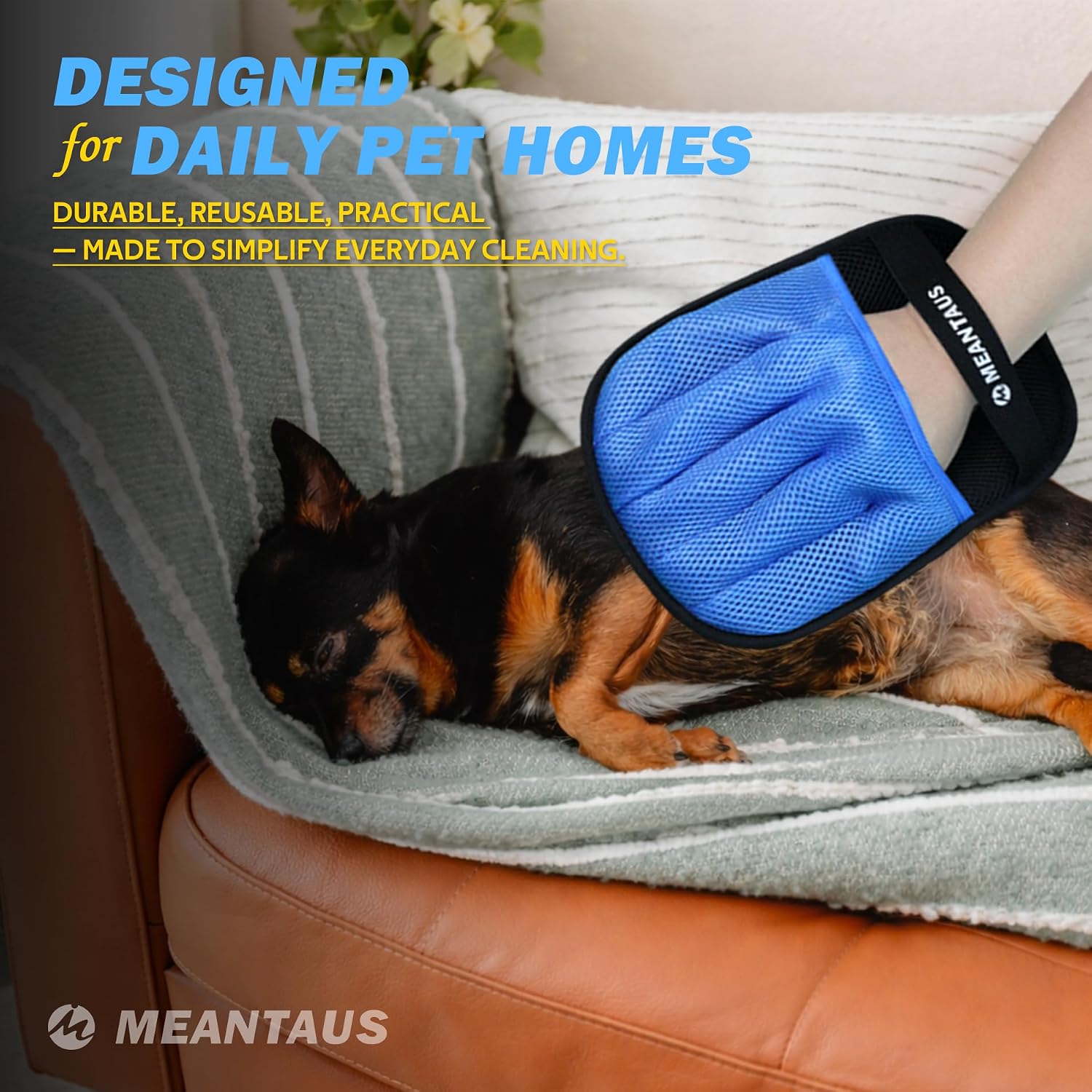 Reusable Electrostatic Pet Hair Removal Glove for Dogs & Cats, with Self-Cleaning Pad, Works on Furniture, Clothing, Bedding & Car Seats(Upgraded – with Self-Cleaning Pad)