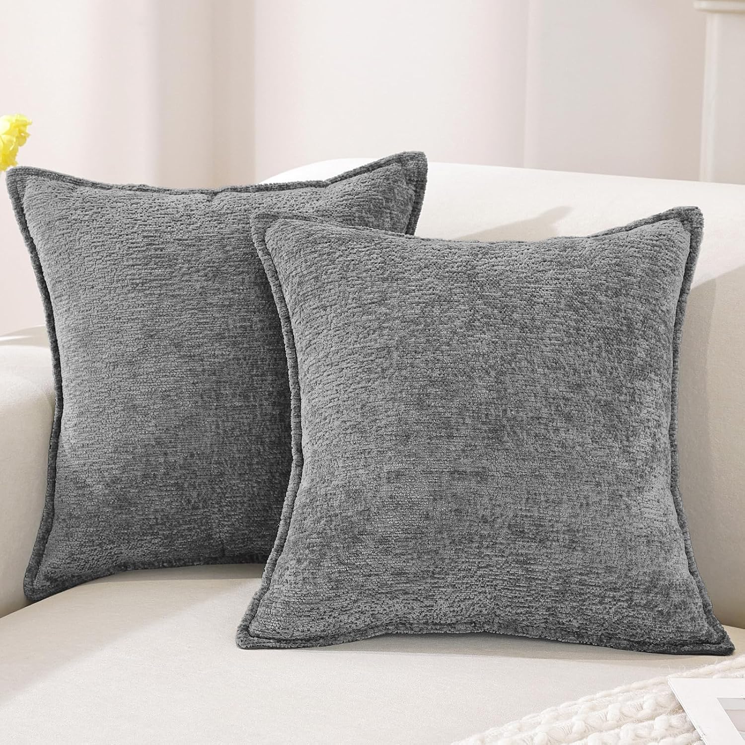 Chenille Sofa Cushion Covers 40 x 40 cm, 2 Pieces, Soft Durable Cushion Cover, Sofa Cushion Cover with Corazón Shape, Decorative Elegant Pillowcase Living Room, Grey