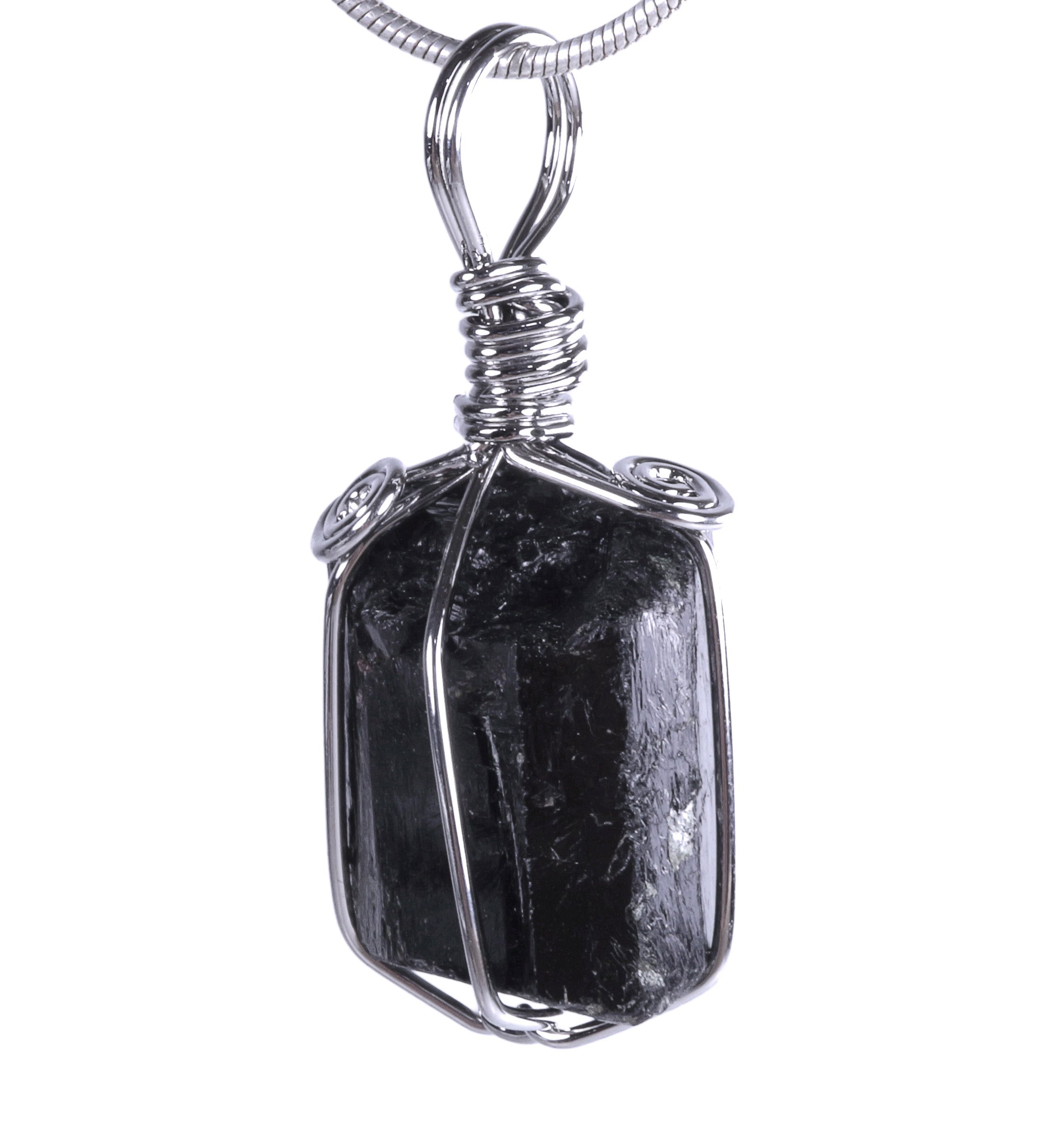 Lebensquelle PlusCrude Stone Pendant Black Tourmaline and Set with Raw Stones, Halbedelstein, Tourmaline, Halbedelstein, Tourmaline, Halbedelstein, Tourmaline