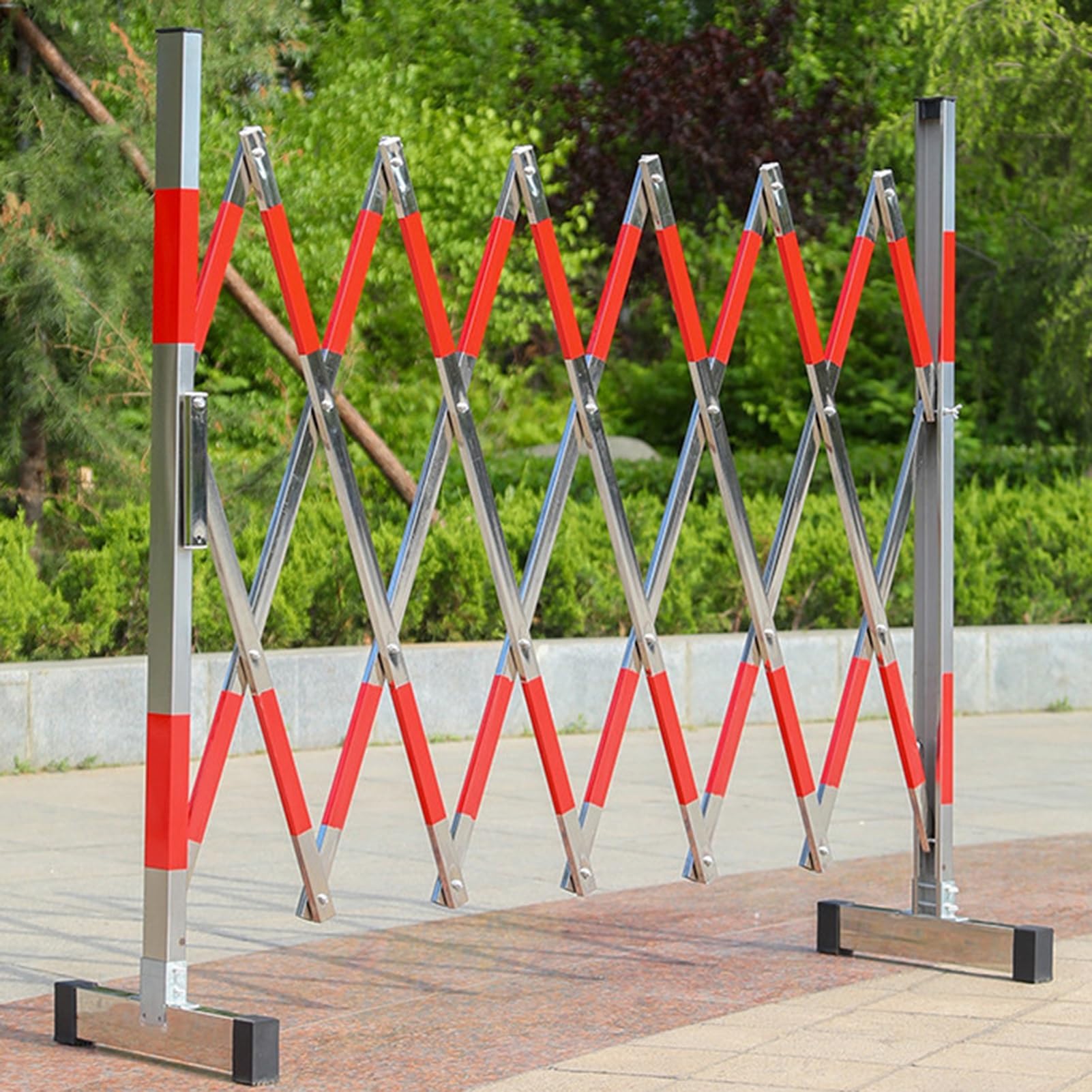 WOTZOV Stainless Steel Mobile Guardrail With Wheels Road Fencing For Maintenance & Construction Scissor Traffic Control Barrier& Portable Safety Solution,L 500cm/16.4ft