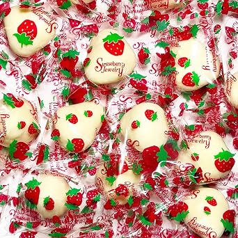 White Strawberry Chocolate, 10.6 oz 300 g, Made of Freeze-Dried Strawberry, Sweet and Sour Fruit, Thick Milk Flavor, Large Capacity, Value-for-Share Snacks, Gift