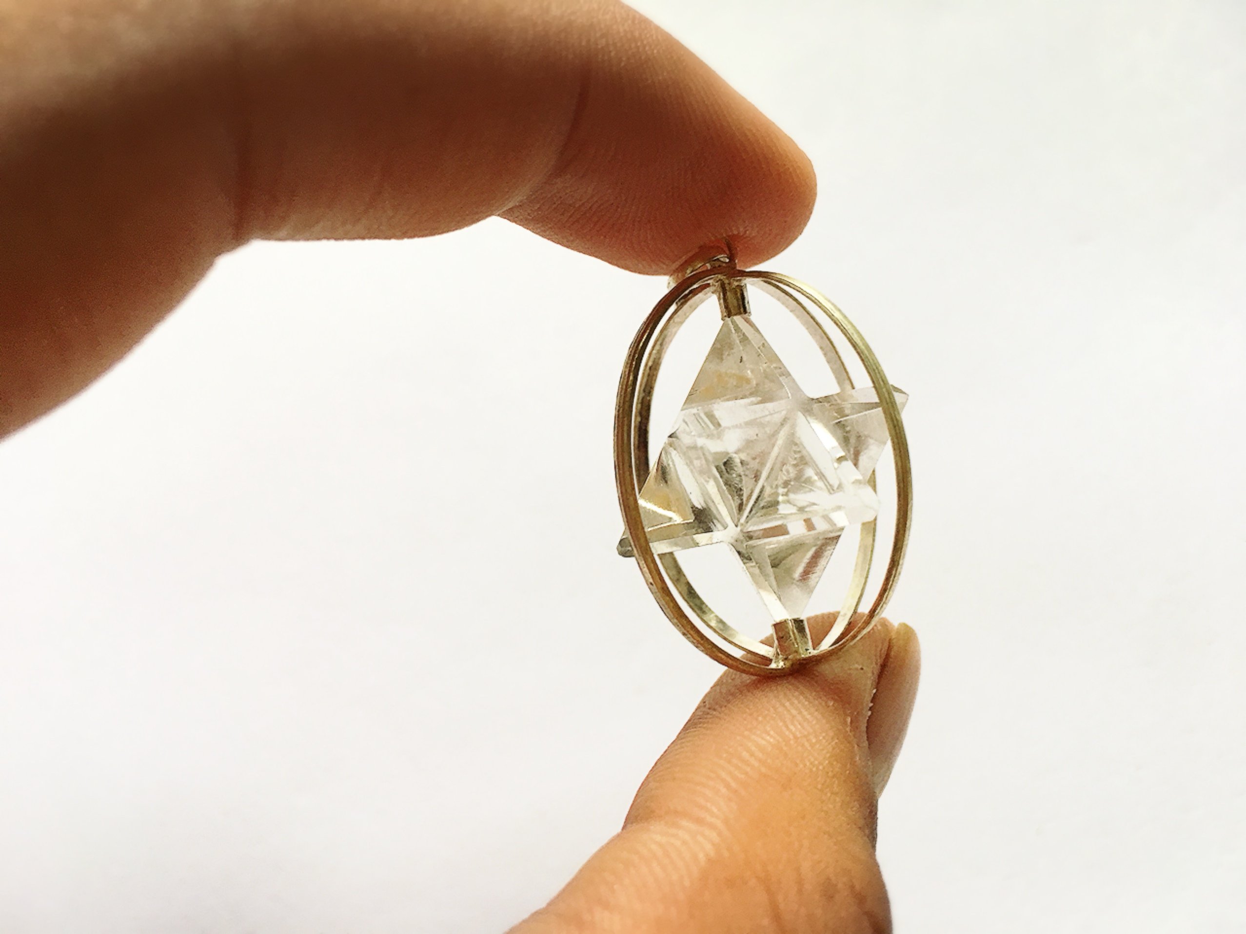 Vaibhav JewelsClear Quartz Spinning Merkaba Star Pendant Chakra Balancing Healing Crystal Therapy Dowsing Pendulum Divination Deity Holistic Medicine Reiki Meditation Metaphysical Spiritual Tool Solar-Lunar Energy