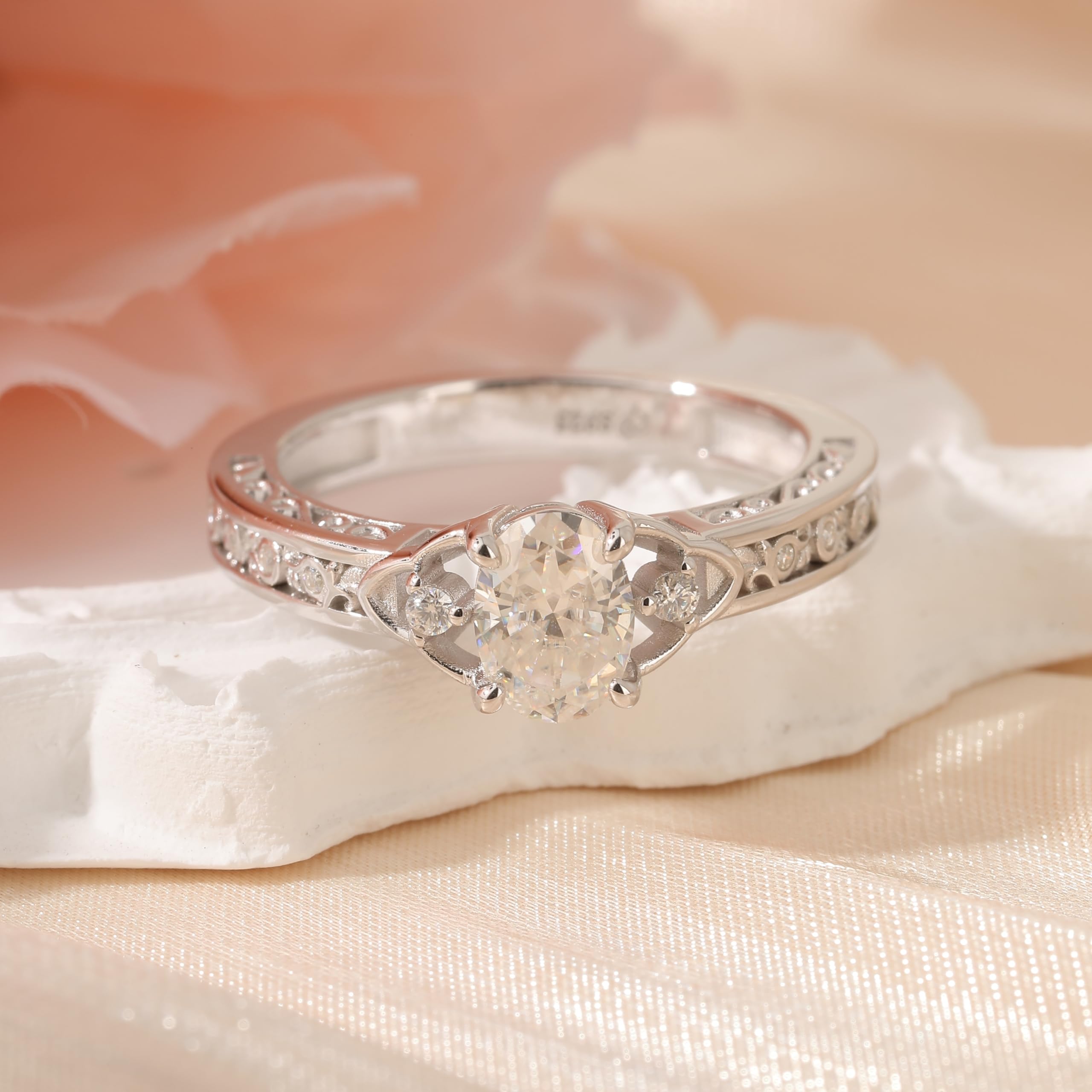 Damen Moissanit Ring Keltisch Knoten Blumen Ehering 925 Sterling Silber Solitärring Ovalschliff Rundschliff Blumering mit Stein Verlobungsring Bandring für Frauen Geschenk