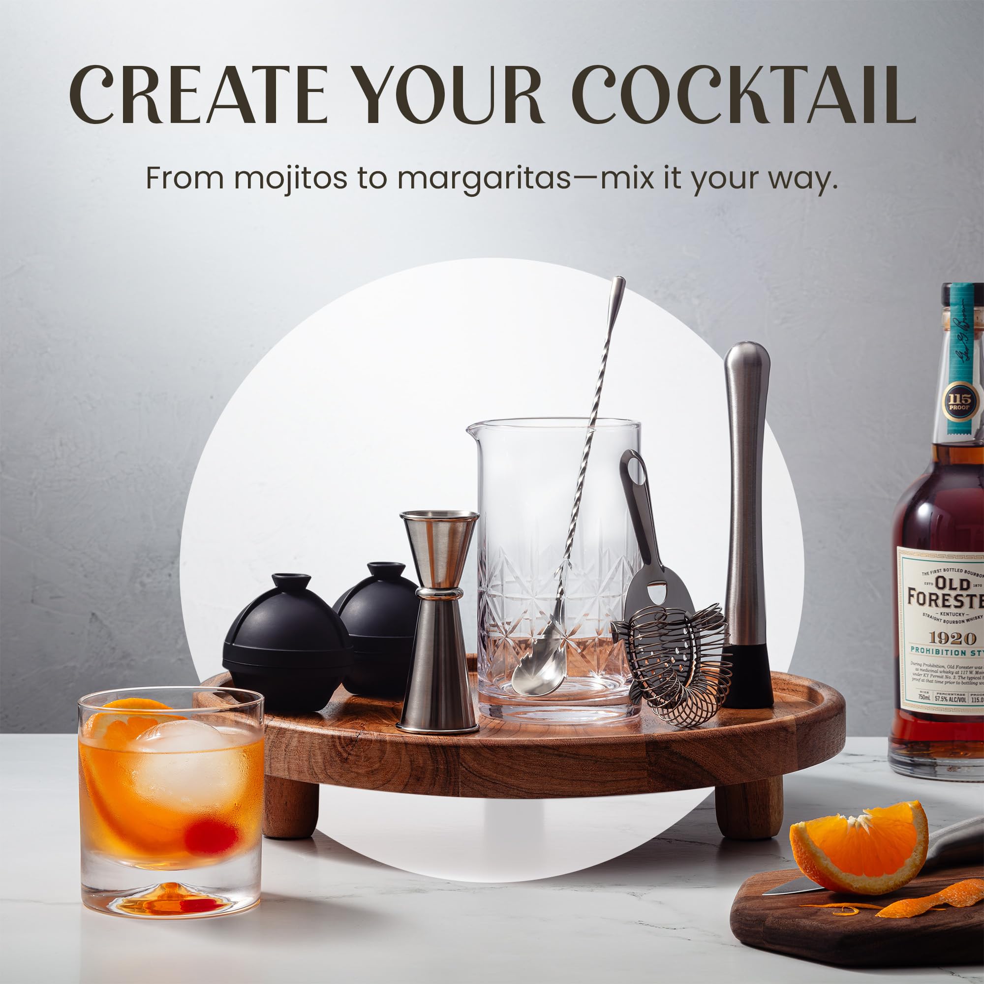 Mixology & Craft Set da cocktail – 7 pezzi Barista – Set di bicchieri da miscelazione con cristallo (680,4 g), jigger giapponese, cucchiaio, muddler e colino – Accessori e strumenti per bar