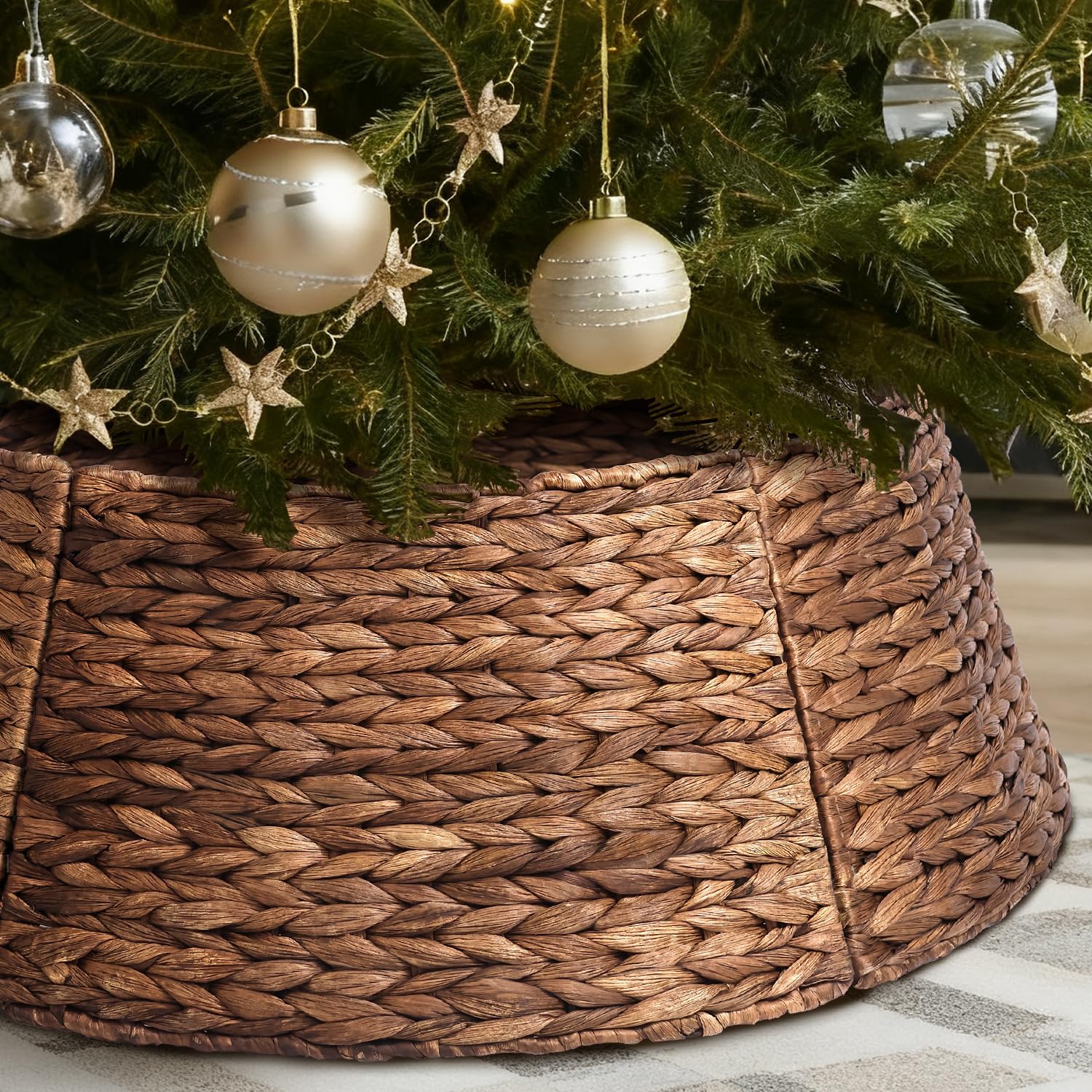 6-Piece Rattan Christmas Tree Collar - 33" Rustic Farmhouse Tree Skirt- Xmas Tree Base Cover for Christmas Decoration- Woven Holiday Tree Ring Accessory for Home, Living Room (Brown, 33 in)