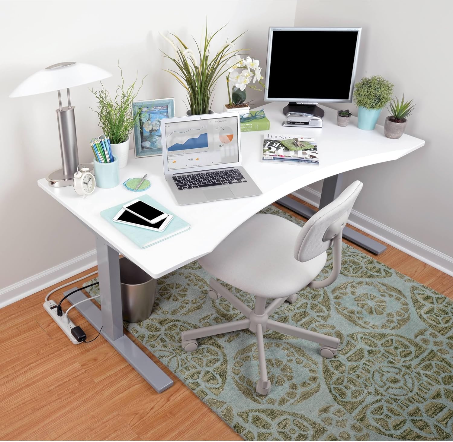 Tripp Lite 7 Outlet Surge Protector Power Strip, 6ft Cord, Lifetime Manufacturer's Guarantee & $20K Insurance (Striker)