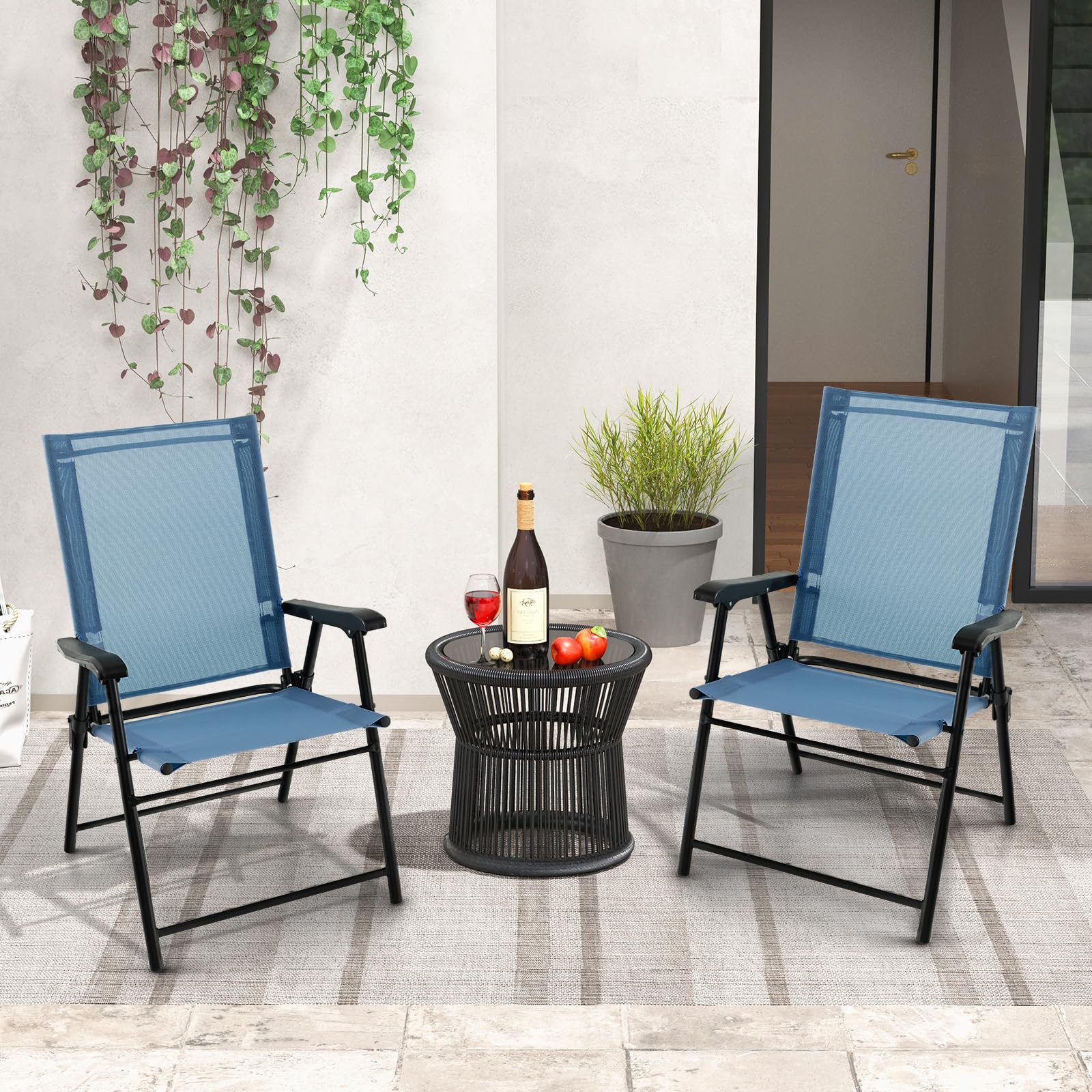 GOPLUS Lot de 2 Chaises de Jardin Exterieur Pliante avec Accoudoirs, Tissu Respirant & Cadre Métallique, Fauteuil de Jardin Léger et Portatives, Idéal pour Patio, Terrasse (2, Bleu, 65 x 60 x 93 cm)