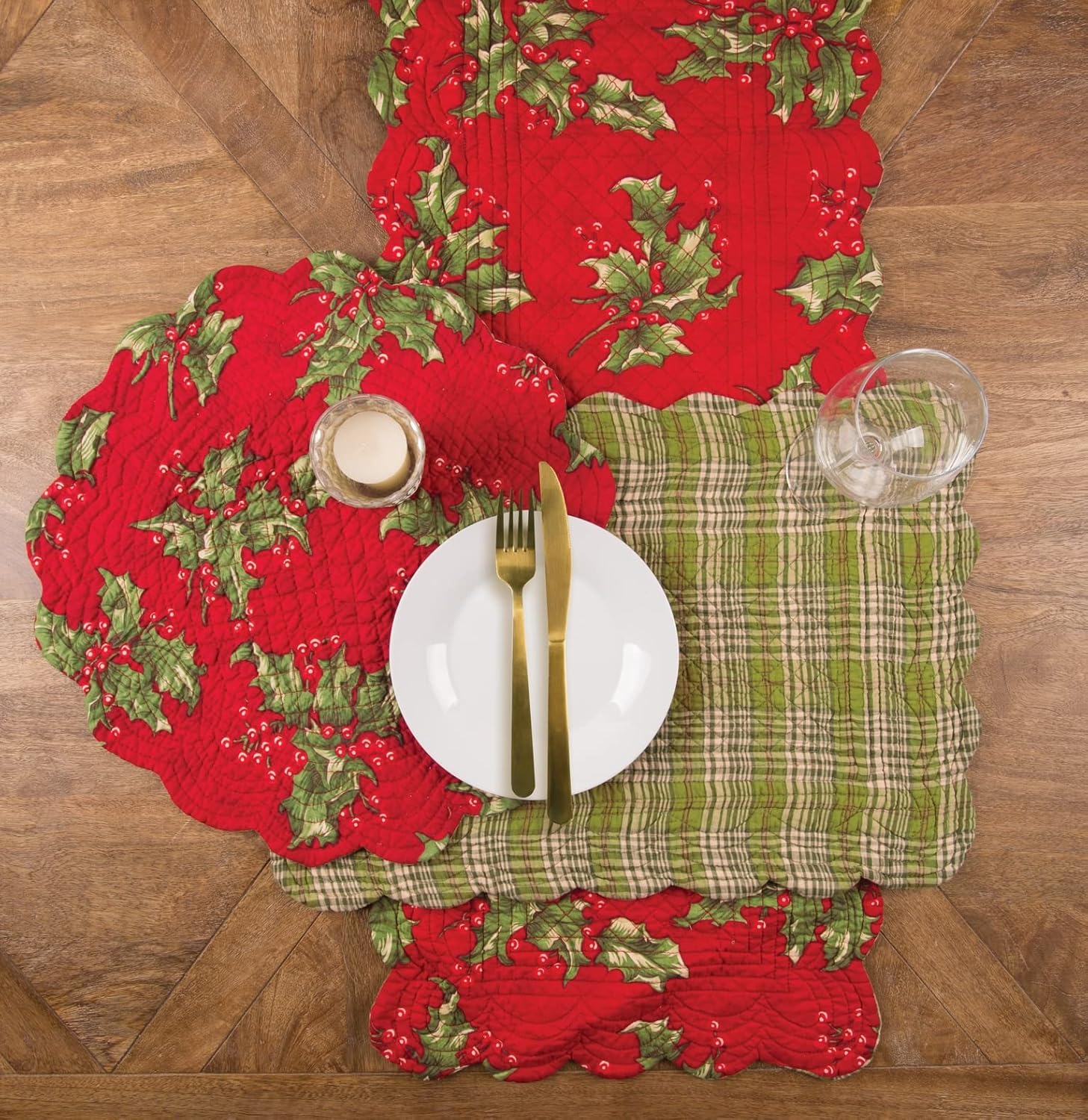 C&F Home Holly Red Holiday Christmas Floral Botanical Reversible Oblong Rectangular Cotton Quilted Placemat Set Of 6 Rectangular Placemat Set of 6 Red