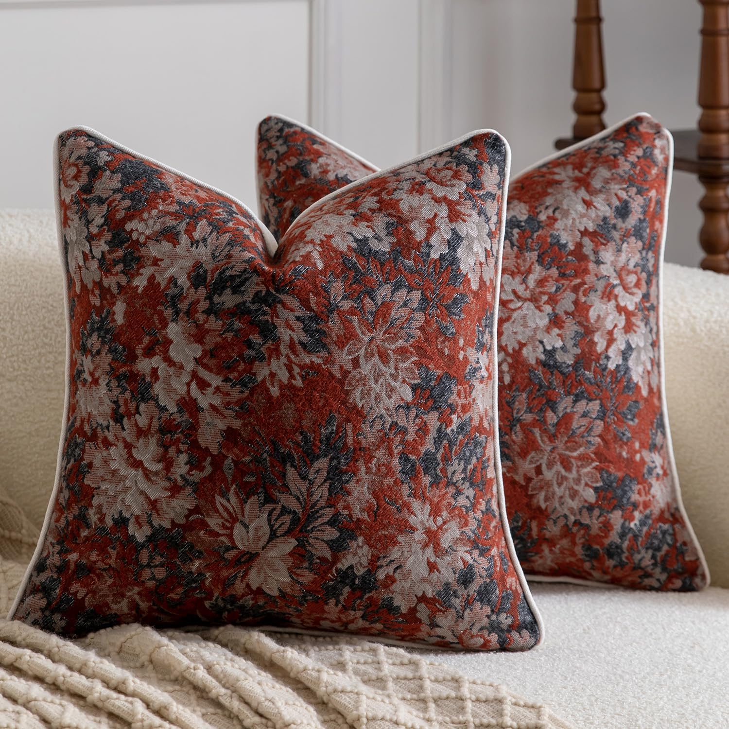 Madizz Pack of 2 Decorative Cushion Covers 45x45 cm Vintage Red Floral Throw Pillows Soft Solid Jacquard Pillow Covers for Couch Sofa Bedroom Living Room