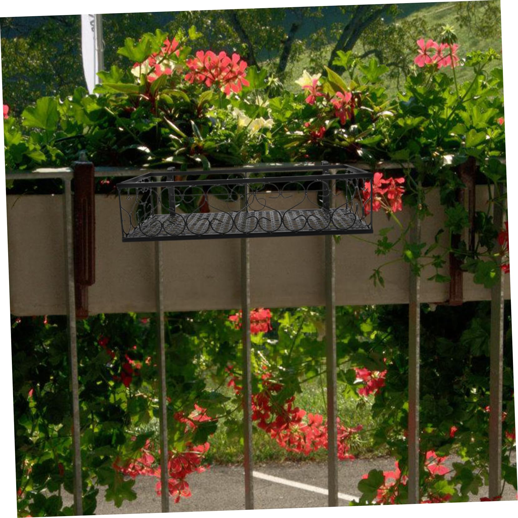 Toyvian Jardiniere Balcon Suspendue Panier Decoratif pour Plantes Support Fleurs Forme de Panier pour Clôture