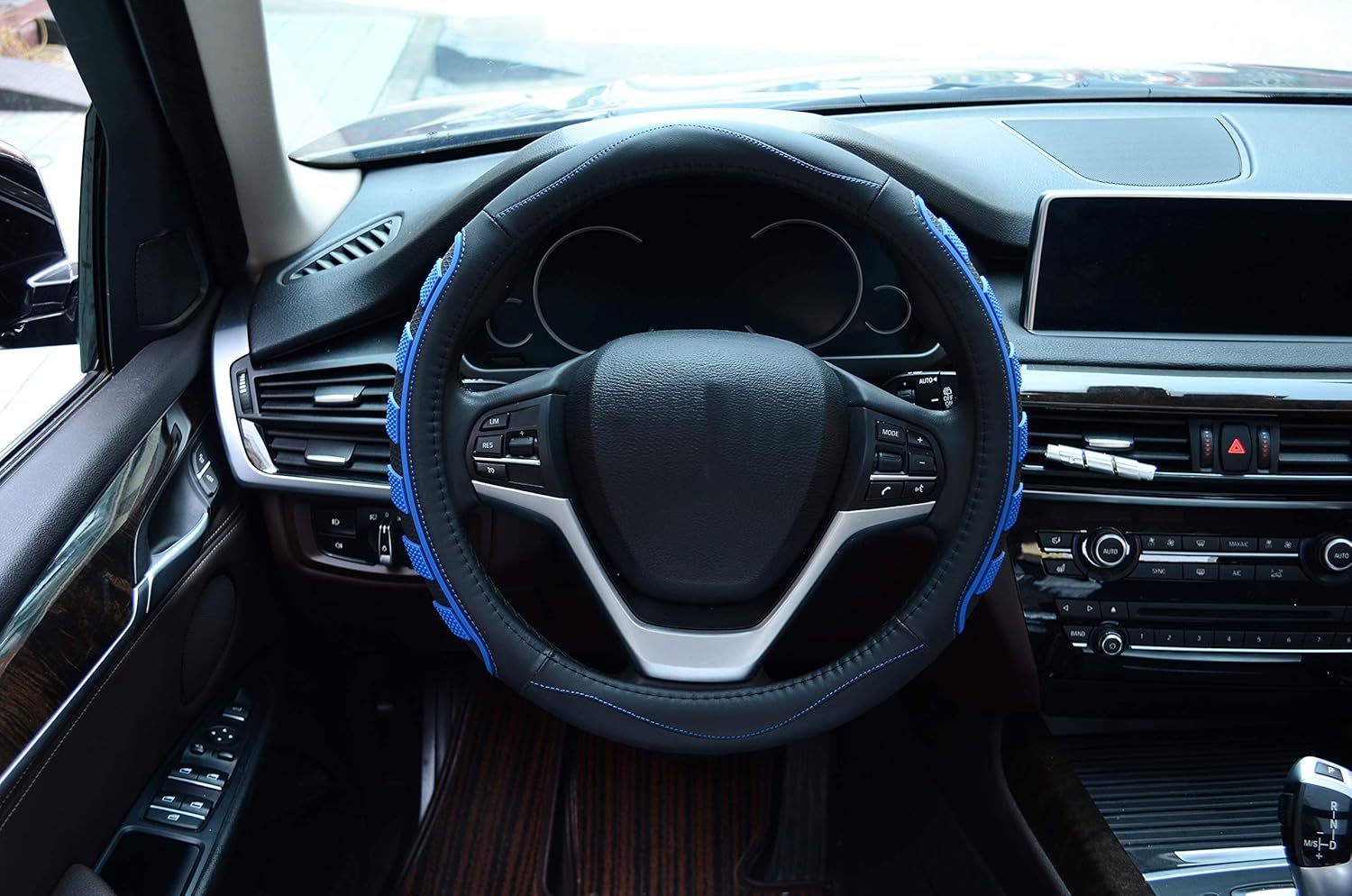 Car Steering Wheel Cover with Durable PU Leather, Universal 15 inch Fit for Car Truck SUV, Breathable Anti Slip Auto Steering Wheel Covers for Men and Women, Blue