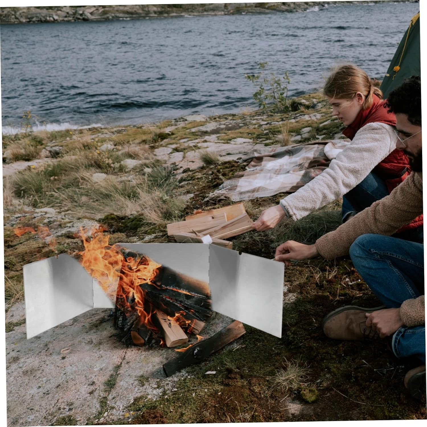 Camping Windscreen Plate Mini Outdoor Stove Windscreen Wind Baffle for Stove Efficiency