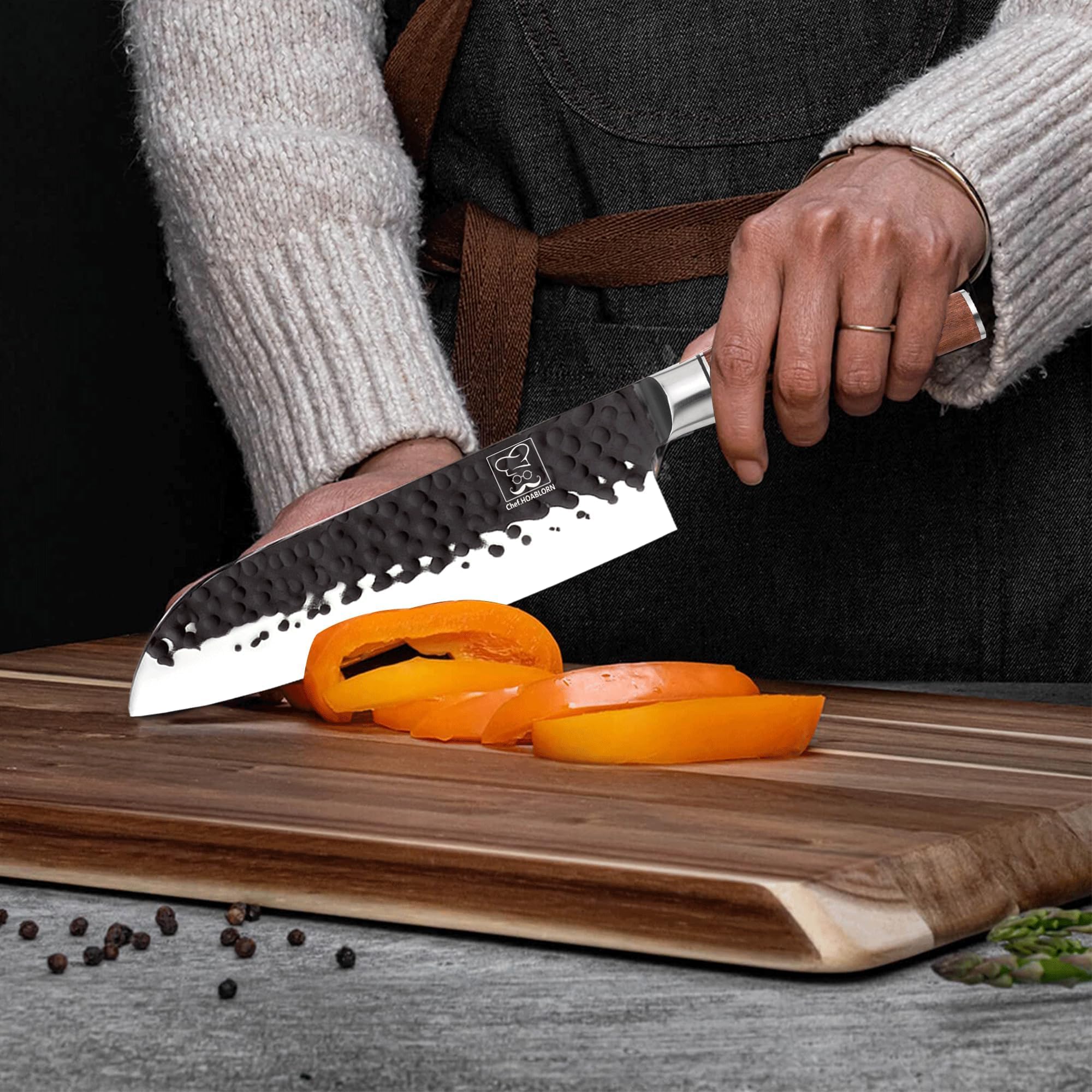 Ensemble de blocs de couteaux Porte-couteaux universel rond Porte-couteaux amovible Facile à nettoyer Gain de place Avec 5 couteaux Porte-couteaux de cuisine., CKF-10
