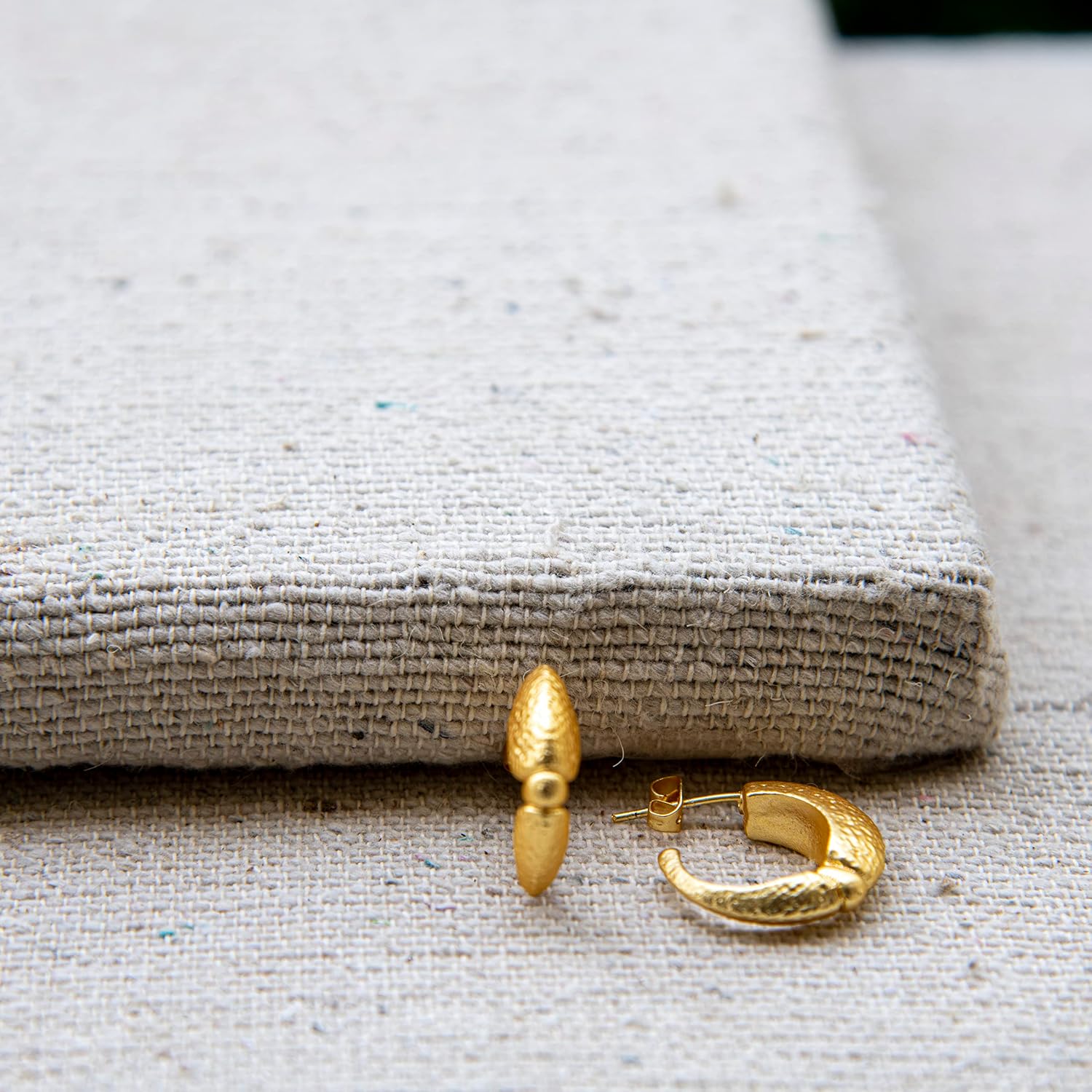 DeKulture Handmade Alien Ship Hoop Flash Gold Plated Stud Earring for Women