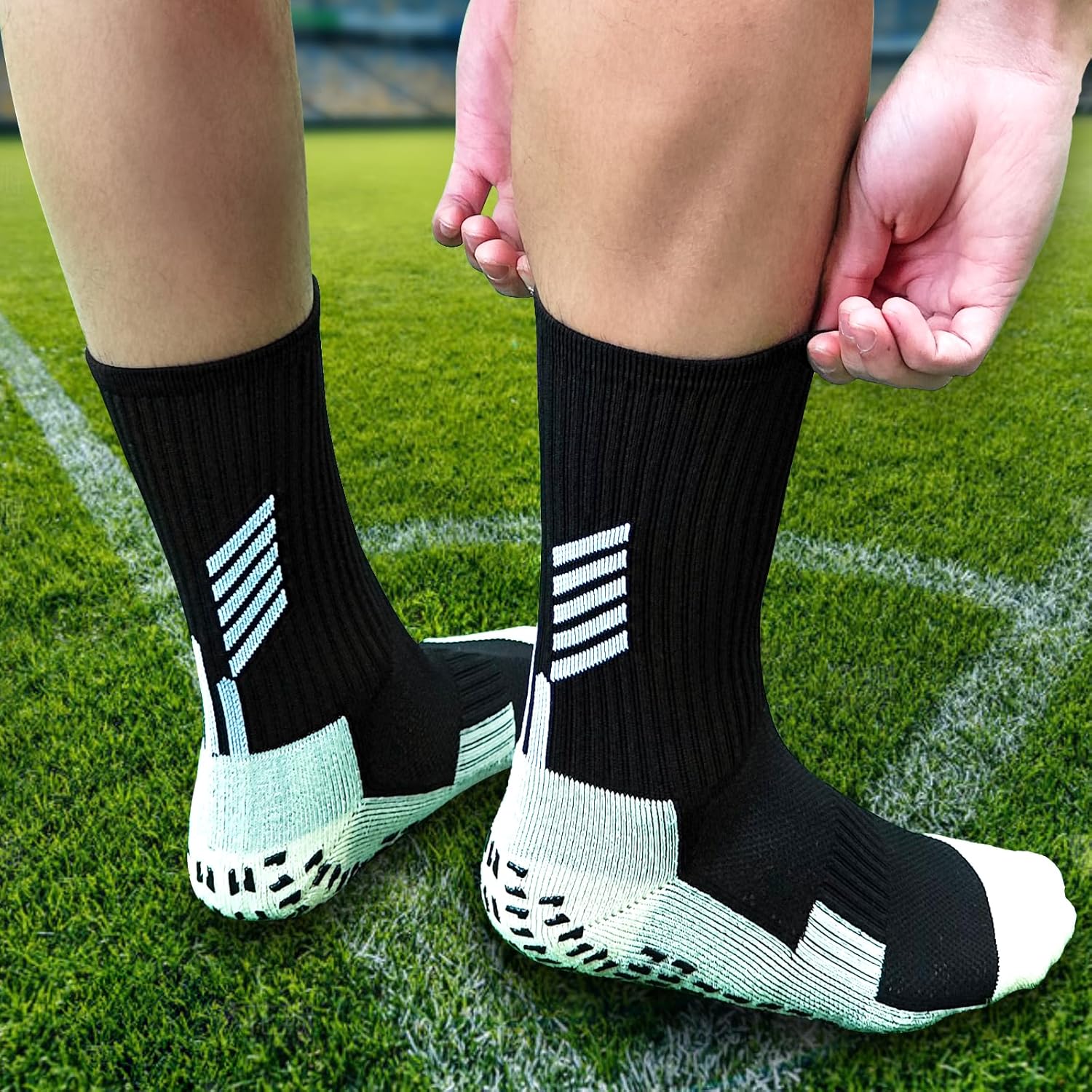 Meias de futebol de tubo médio masculinas multifuncionais meias esportivas de basquete de corrida em promoção! Veja a oferta e mais achadinhos de Moda íntima 8 Hoje é o melhor dia para comprar Meias de futebol de tubo médio masculinas multifuncionais meias esportivas de basquete de corrida com aquele preço maroto! Promoção! Aproveite a oferta! 8