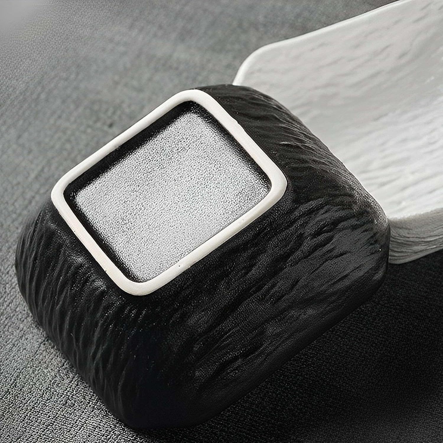 Tapas-Gerichte, Dessertschalen, Sojasaucen-Geschirr-Set, Dip-Schalen aus Keramik, Soßenschalen, Tapas-Schalen, Geschirr-Set mit Blumenmuster for Dessert, Snack-Schwarz-4er-Set ( Color : Black , Size :