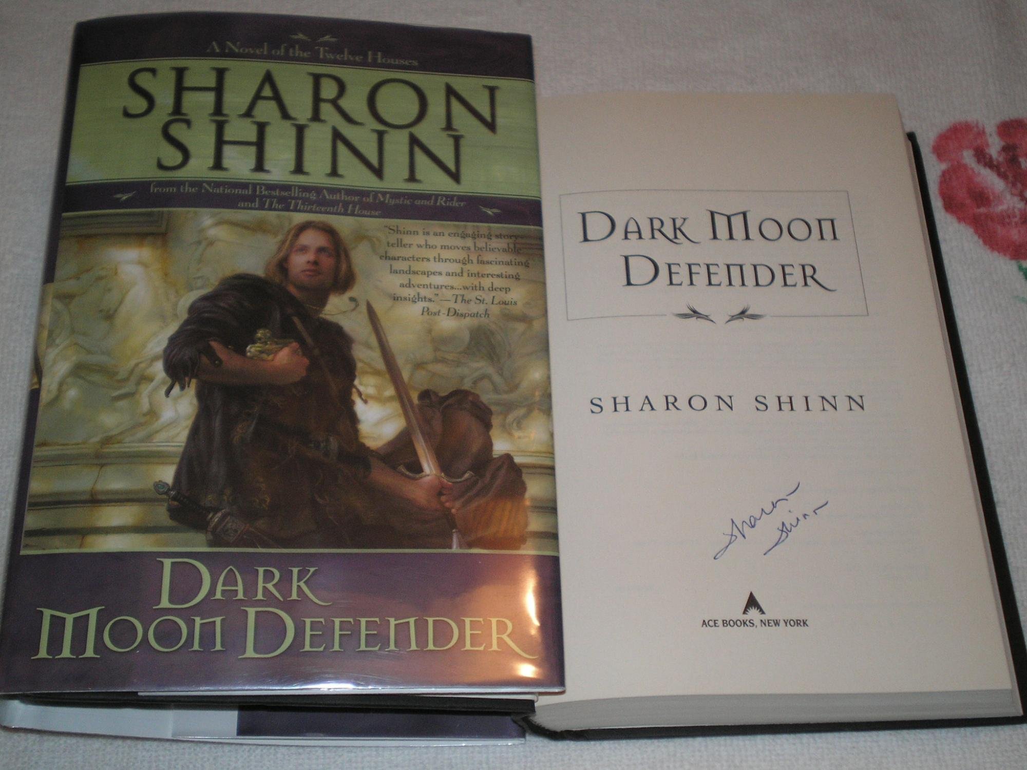 Buy Dark Moon Defender (13th House) — BookShops.in