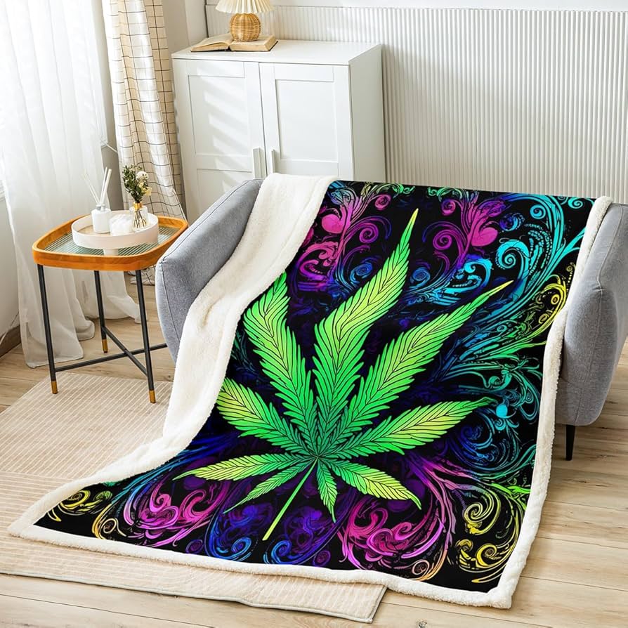 Amazon.com: Feelyou Throw Blanket Marijuana Weed Fleece Blanket