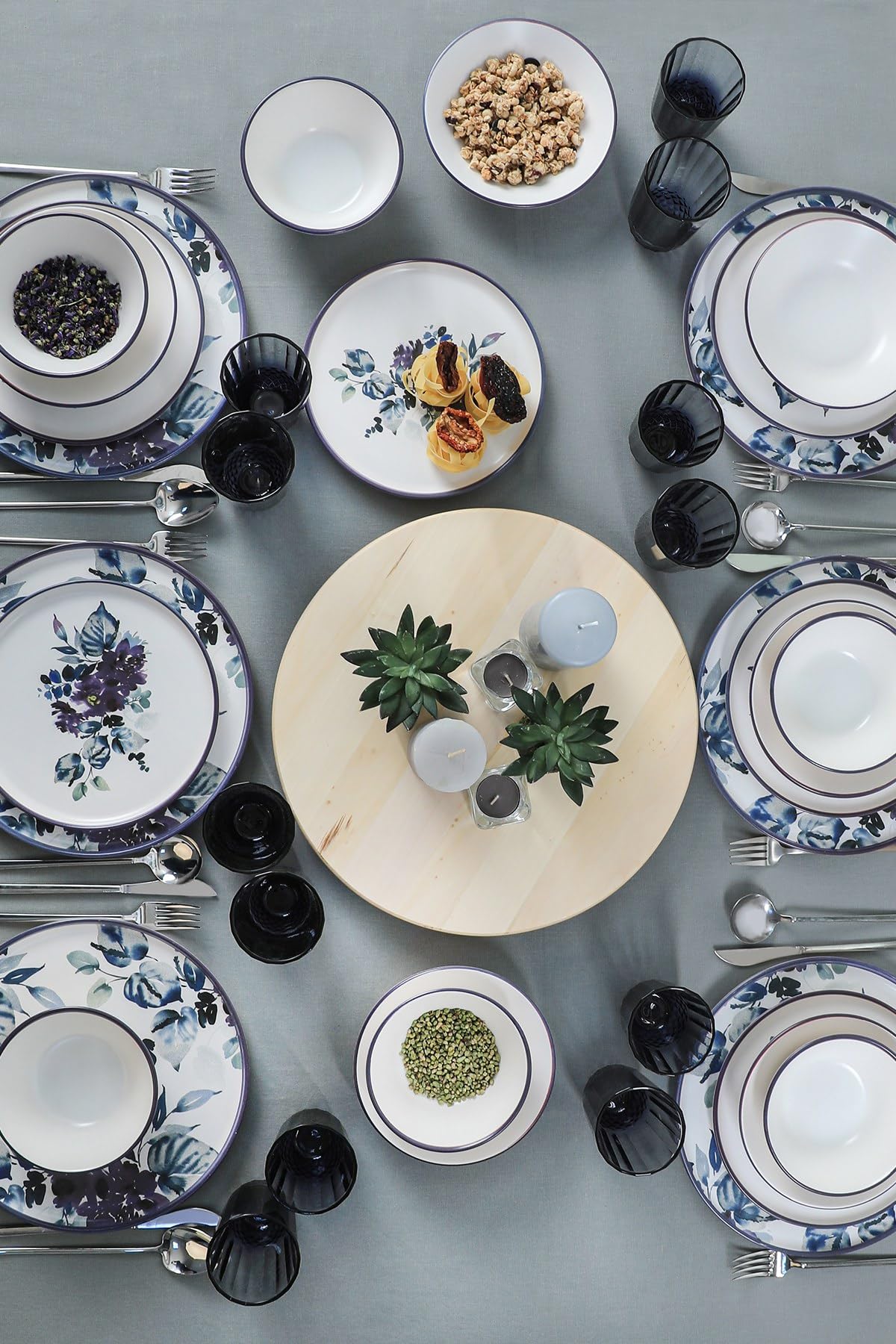 Elegante set da 24 pezzi, in ceramica, antibatterico e facile da pulire, bianco, blu e viola, include 6 piastre di servizio (28 cm), ciotole e dessert