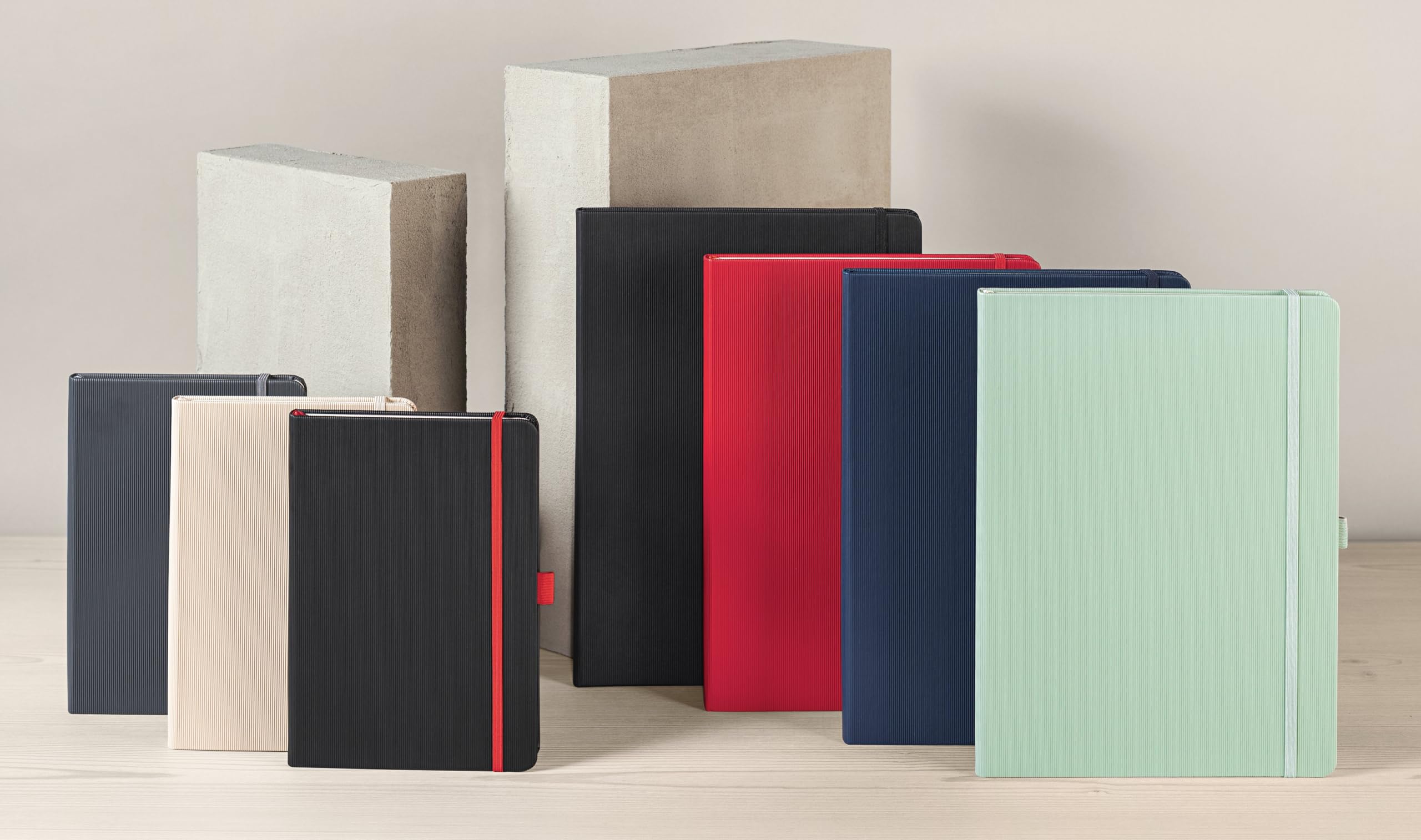 SIGEL Taccuino premium Conceptum A4 copertina rigida - 3 pezzi | CO111, quadrettatura piccola, nero, ideale come diario, bullet journal, libro delle idee o quaderno di scrittura
