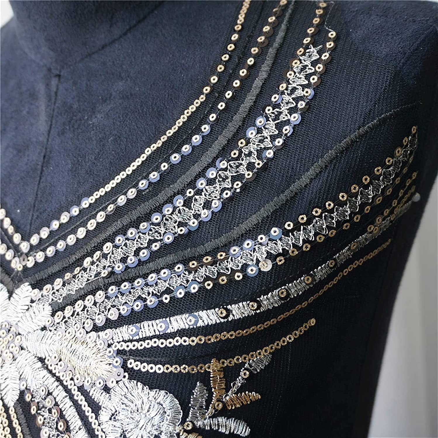 Appliqué Decorativi per Abiti da Cerimonia, Nappa con Paillettes Tessuto di Pizzo Nero Colletto a Fiori Abito