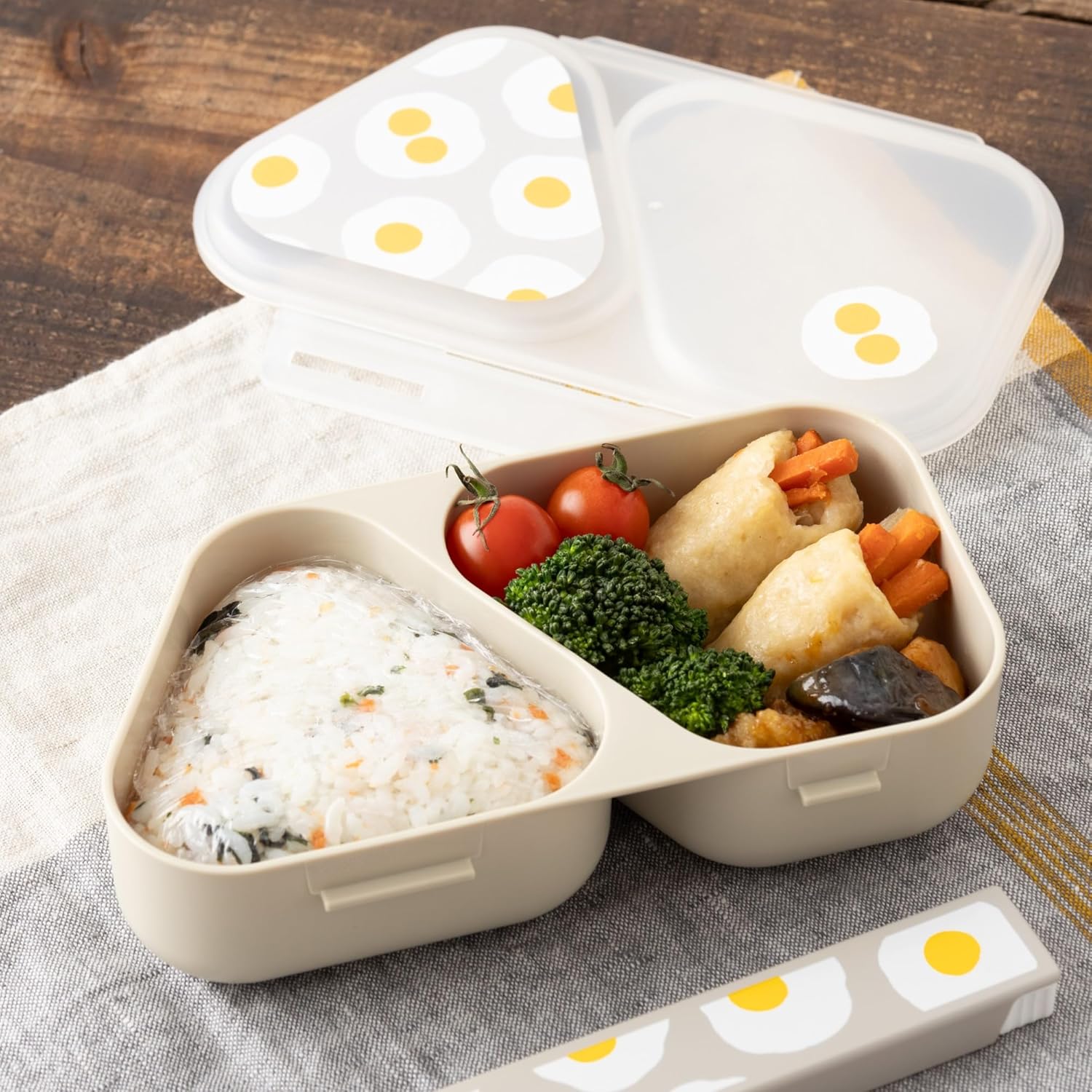 maebata 53119 Lunch Box Lunch Box, Rice Ball, 16.3 fl oz (465 ml), Made in Japan, Medamayaki, Stylish, Present