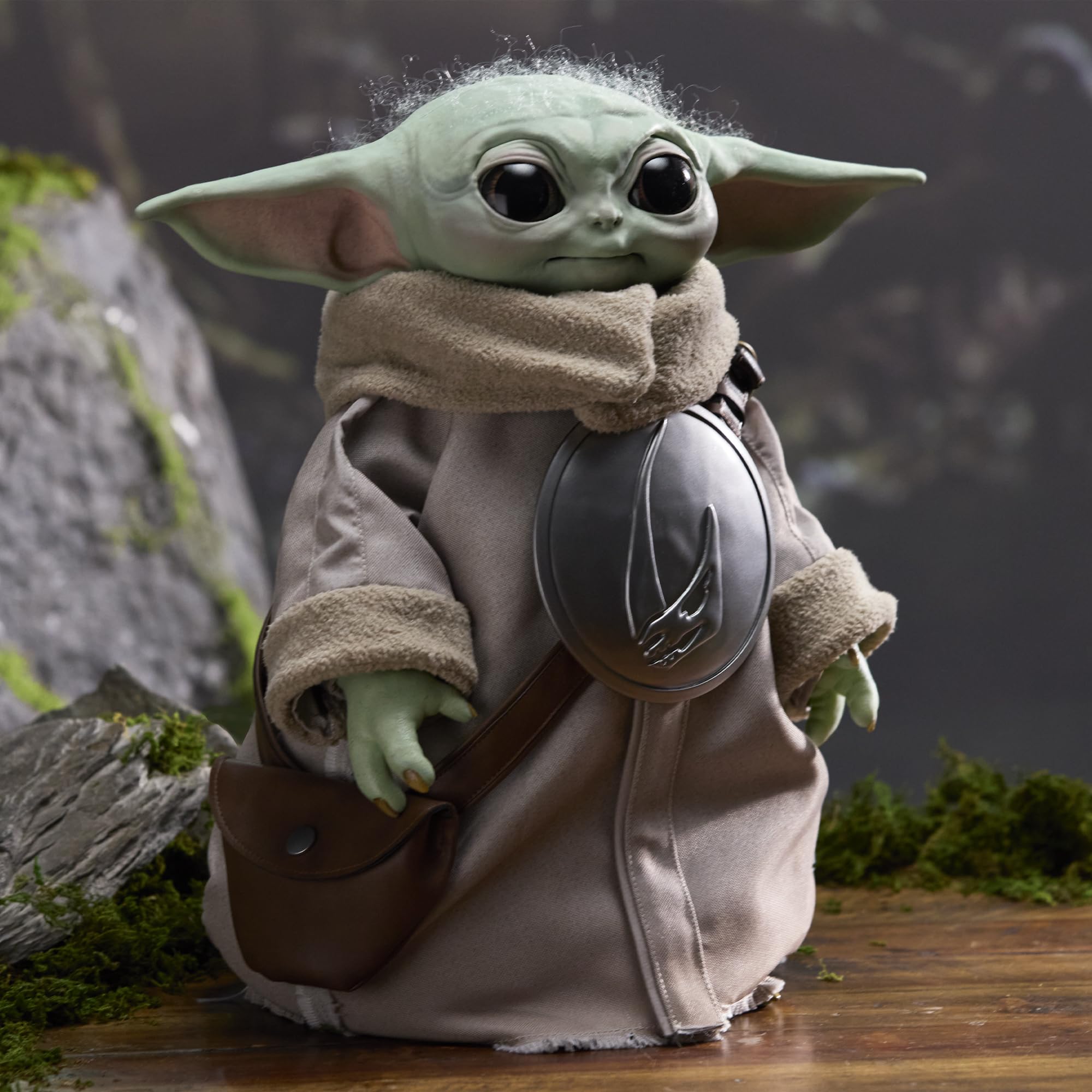 Star Wars Ultimate Grogu, animatronico Premium in Scala 1:1, Replica a grandezza Naturale in Edizione Limitata dai 14 Anni in su, Confezione in Edizione Speciale