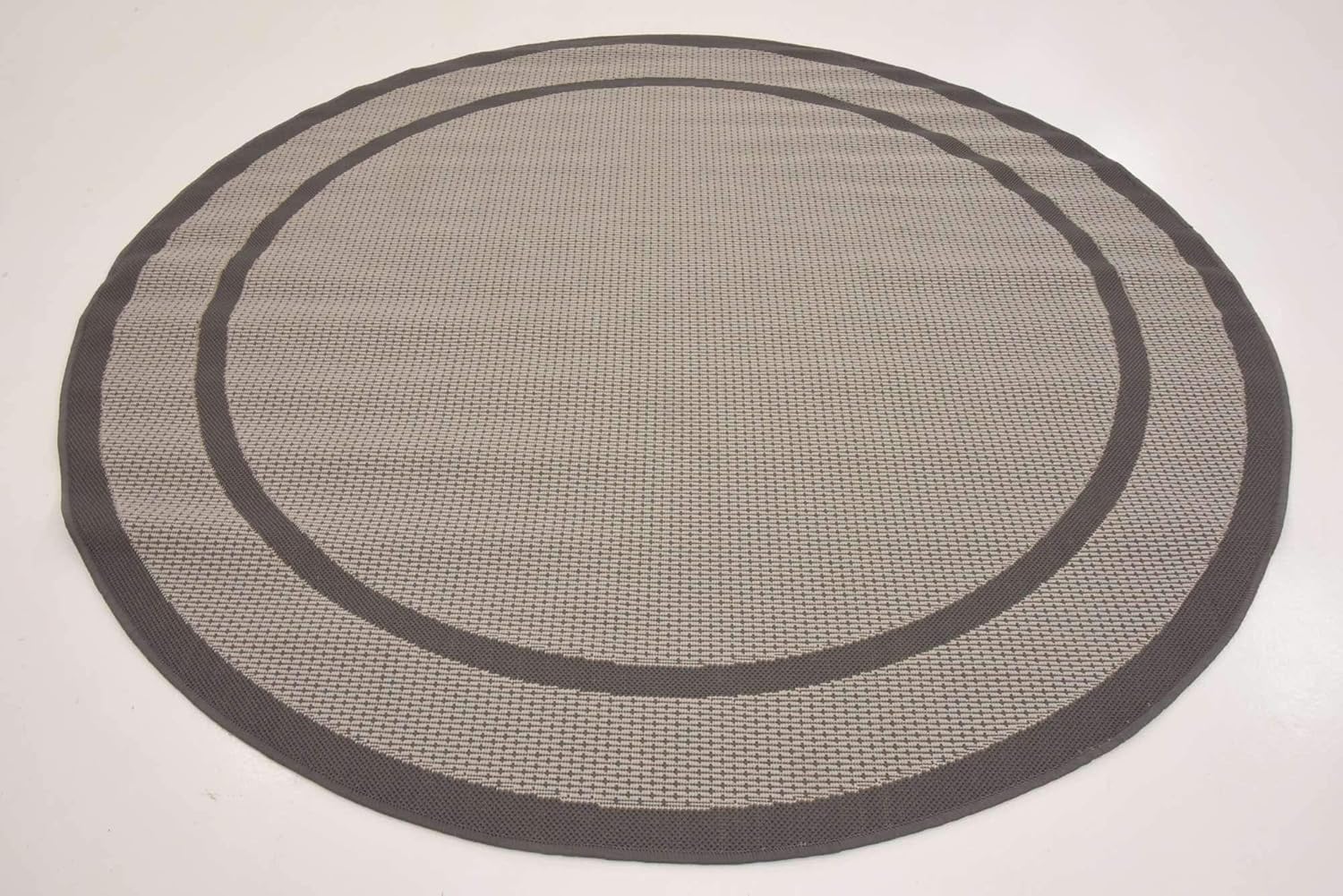 Unique Loom Outdoor Border Collection Area Rug - Border (6' 1" Round, Gray/ Silver)